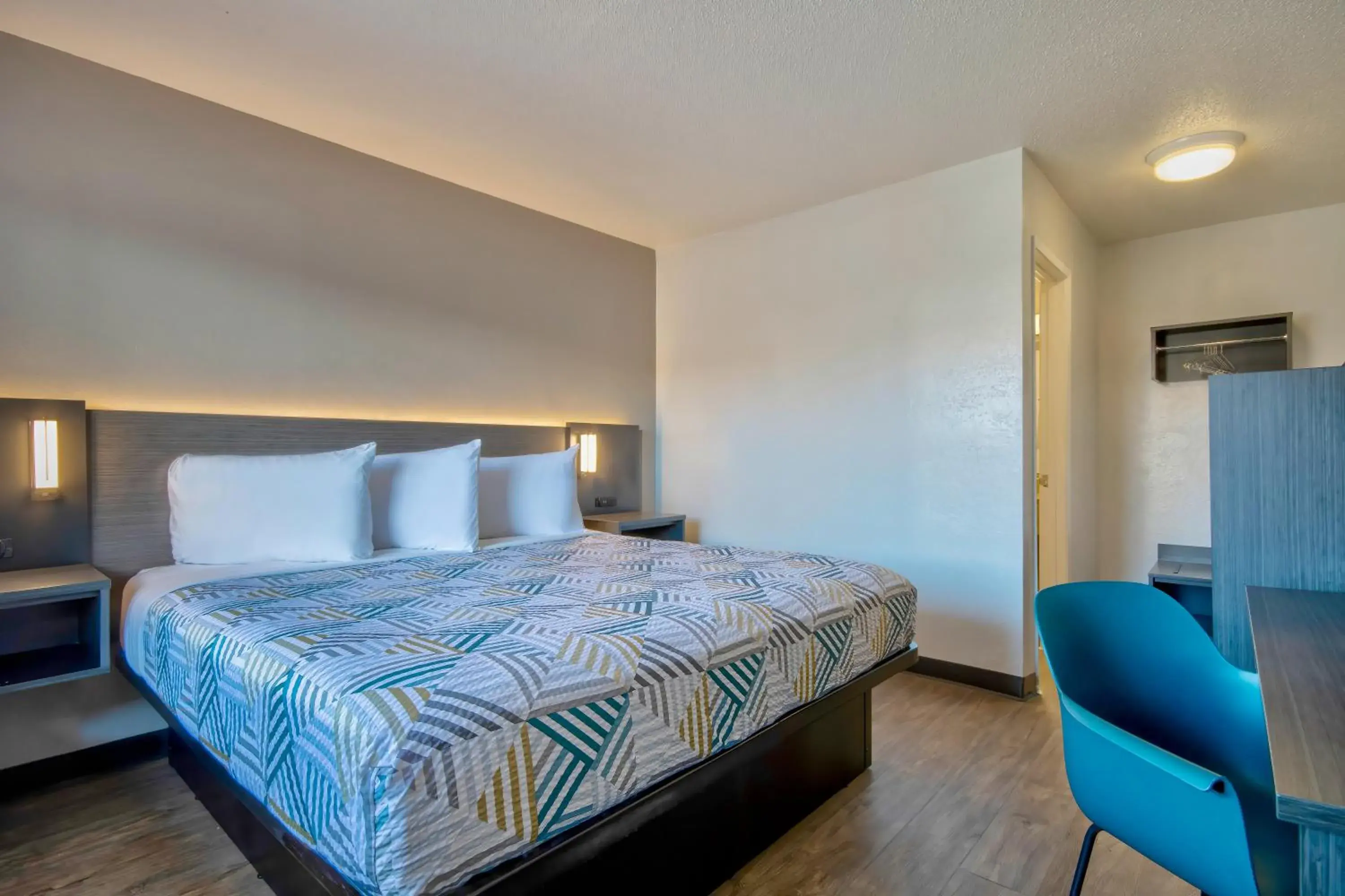 King Room - Non-Smoking in Motel 6 Santa Fe King Room - Non-Smoking in Motel 6 Santa Fe