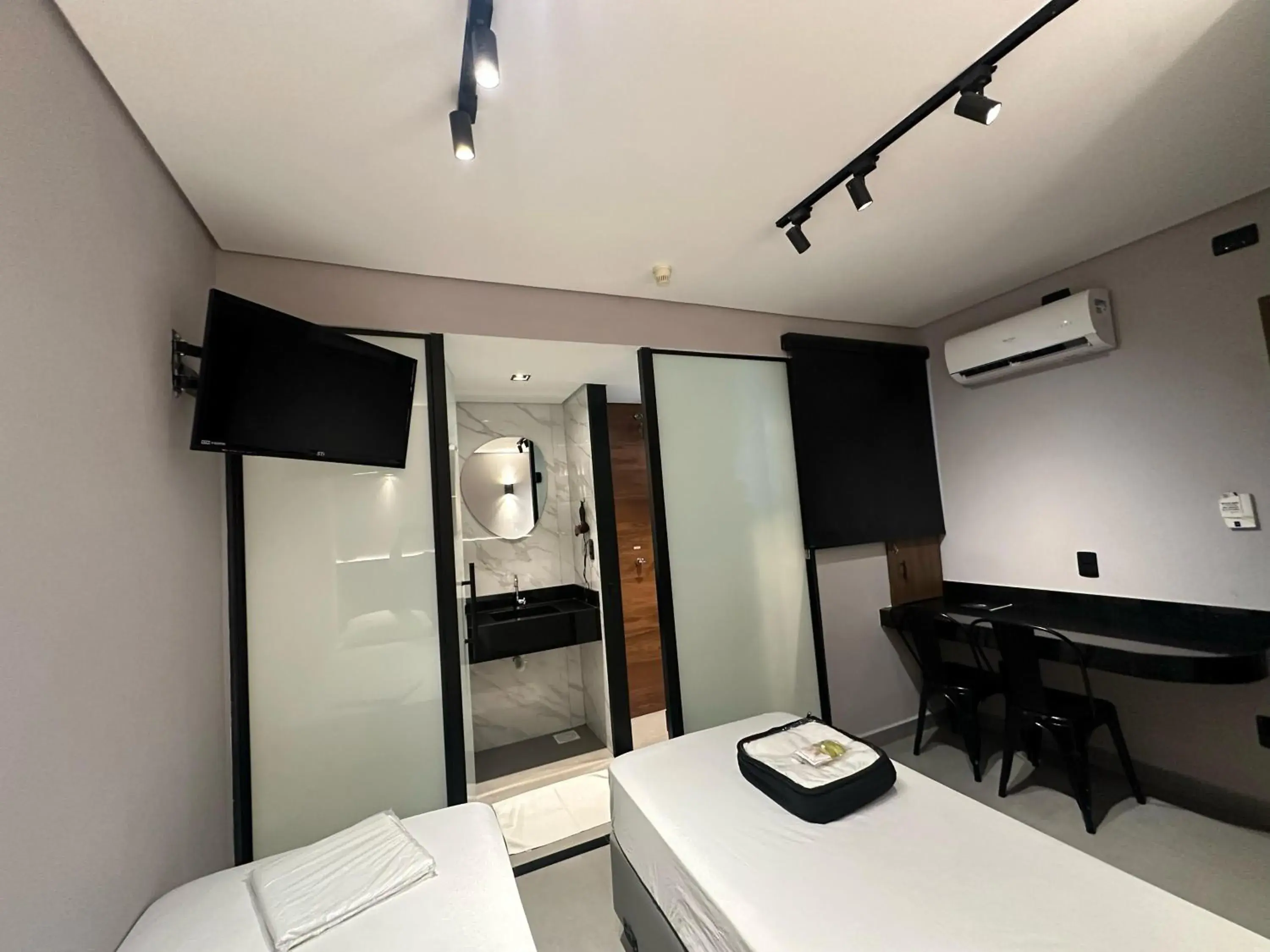 Twin Room in Hotel Estrela da Agua Fria Twin Room in Hotel Estrela da Agua Fria