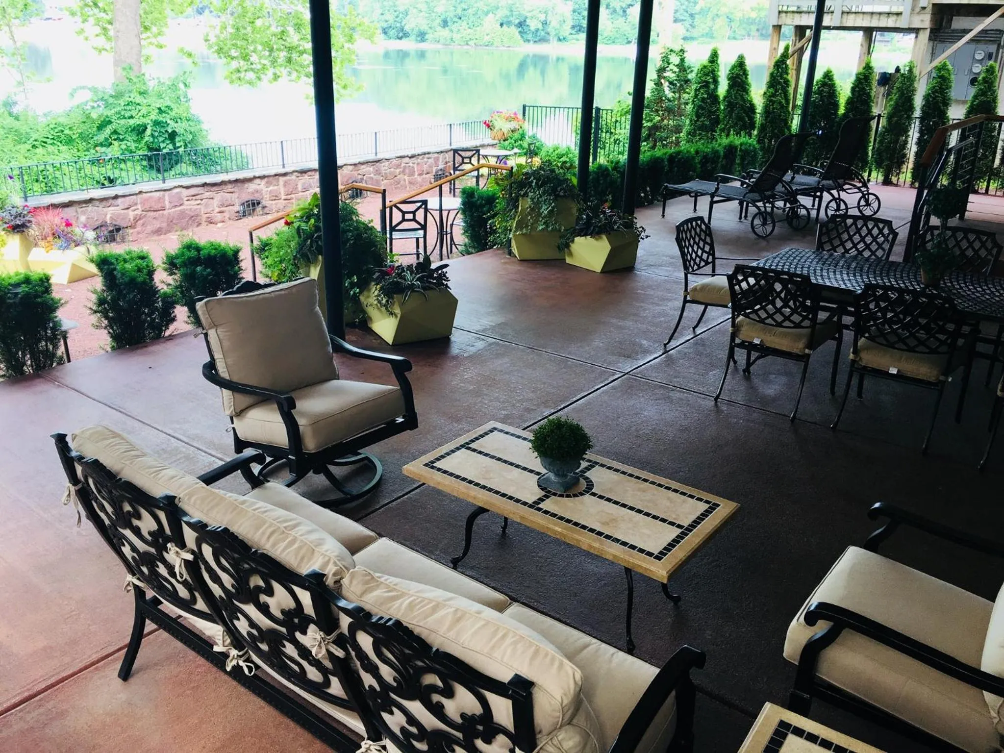 Garden in Carriage House New Hope