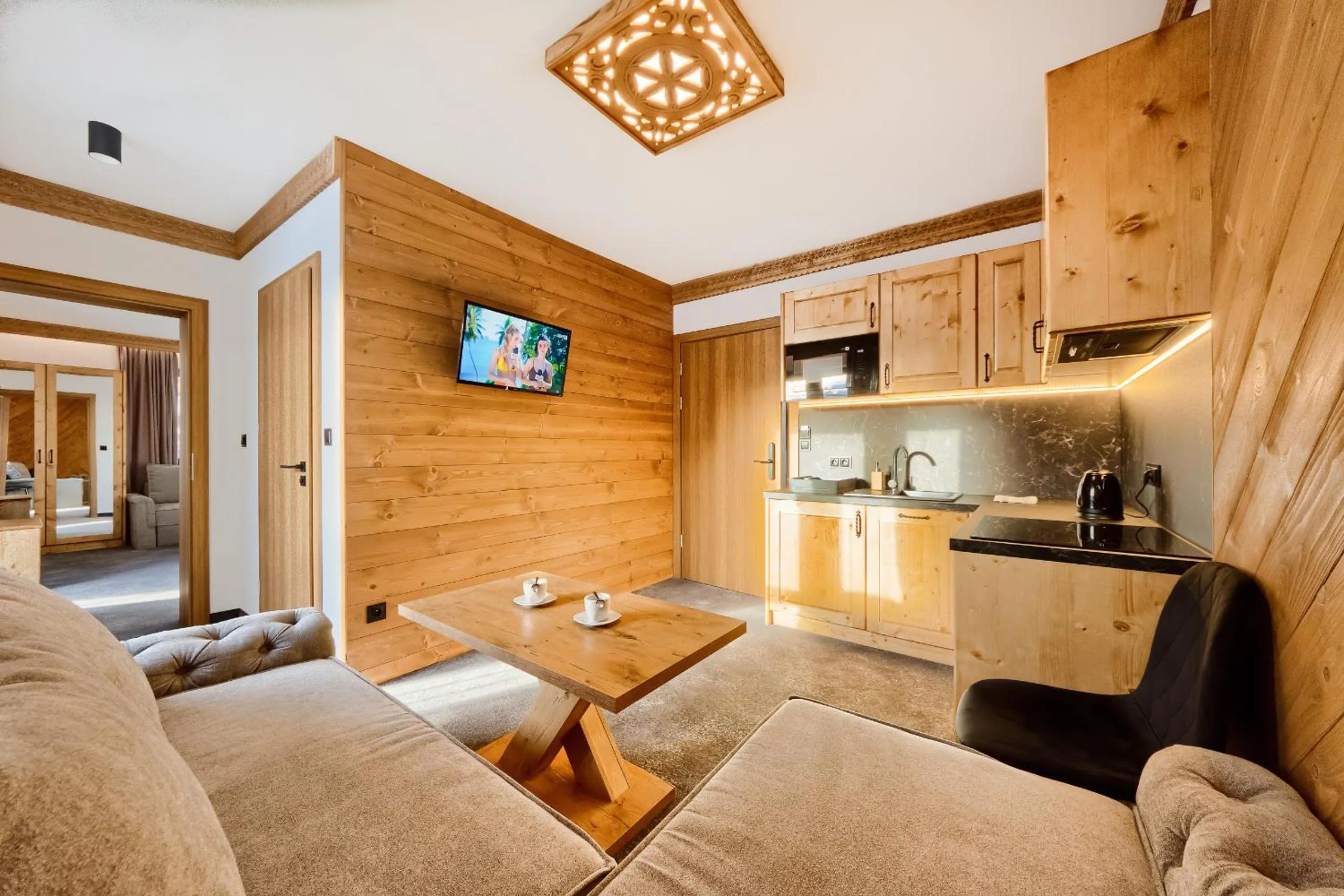 TV and multimedia in Apartamenty Willa Kamila Zakopane z Jacuzzi