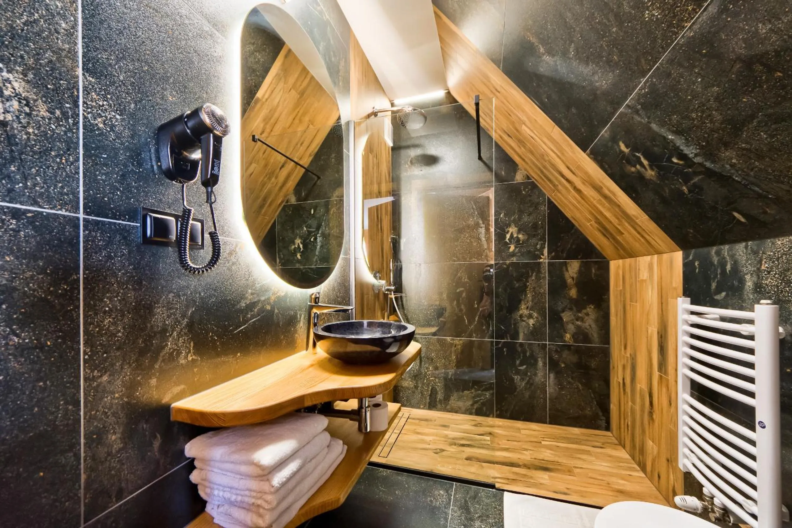 Shower in Apartamenty Willa Kamila Zakopane z Jacuzzi