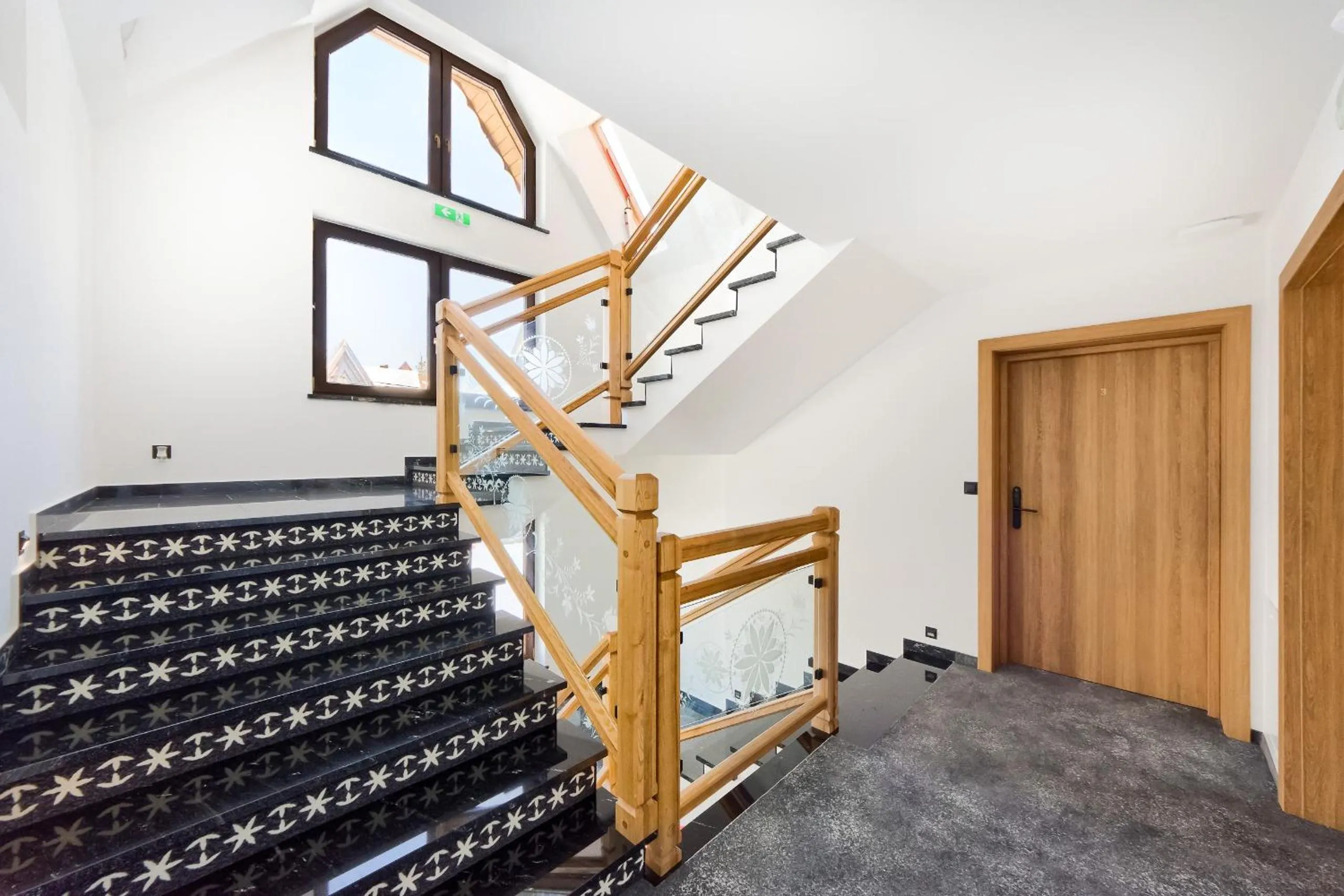 Lobby or reception in Apartamenty Willa Kamila Zakopane z Jacuzzi