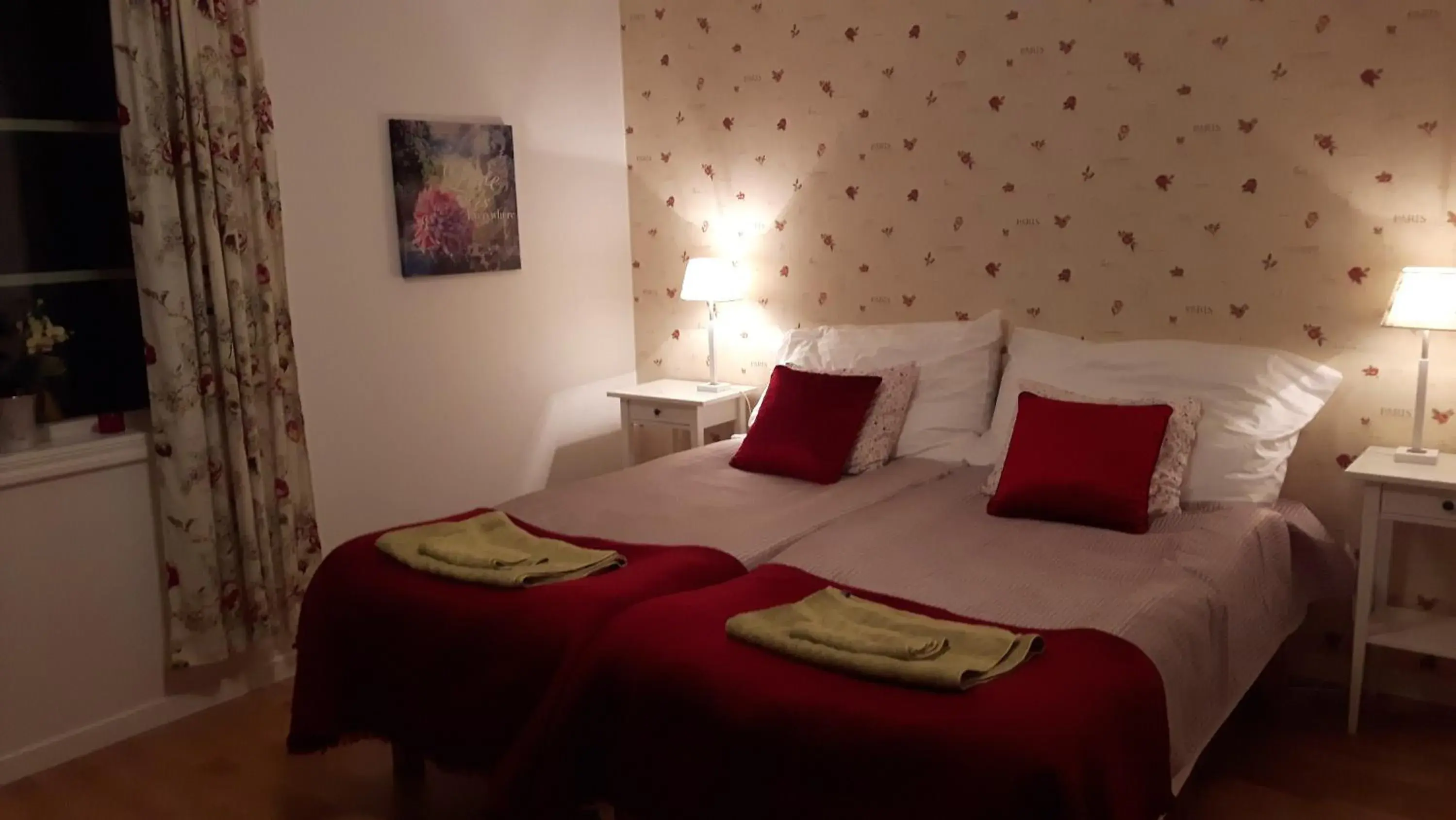 Twin Room in Kullens Bed and Breakfast Twin Room in Kullens Bed and Breakfast