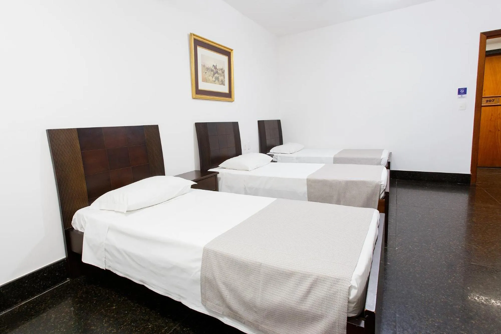 Photo of the whole room, Bed in Savassi Hotel