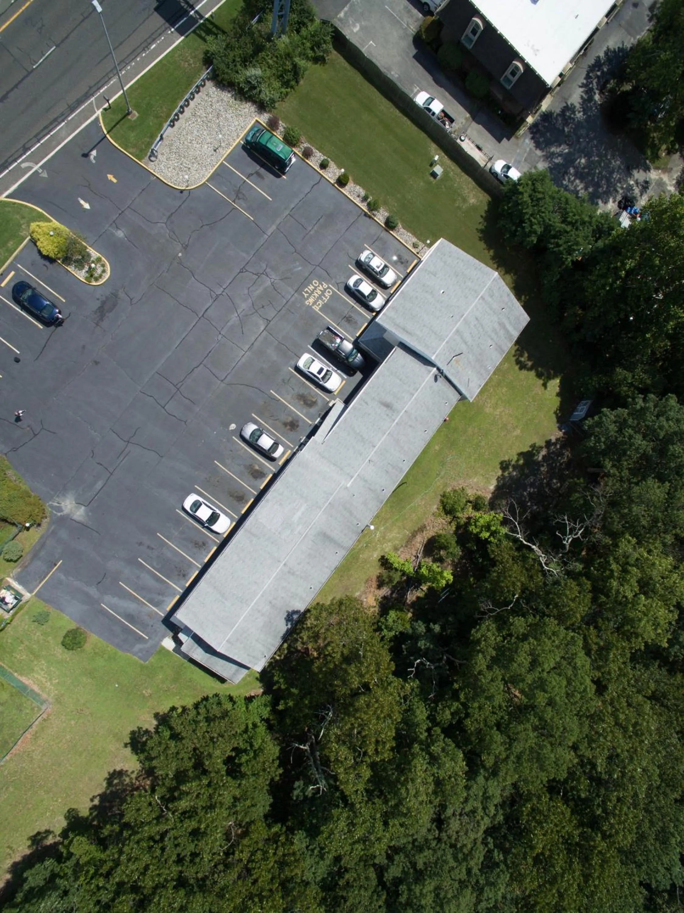 Property building in Red Carpet Inn Berlin