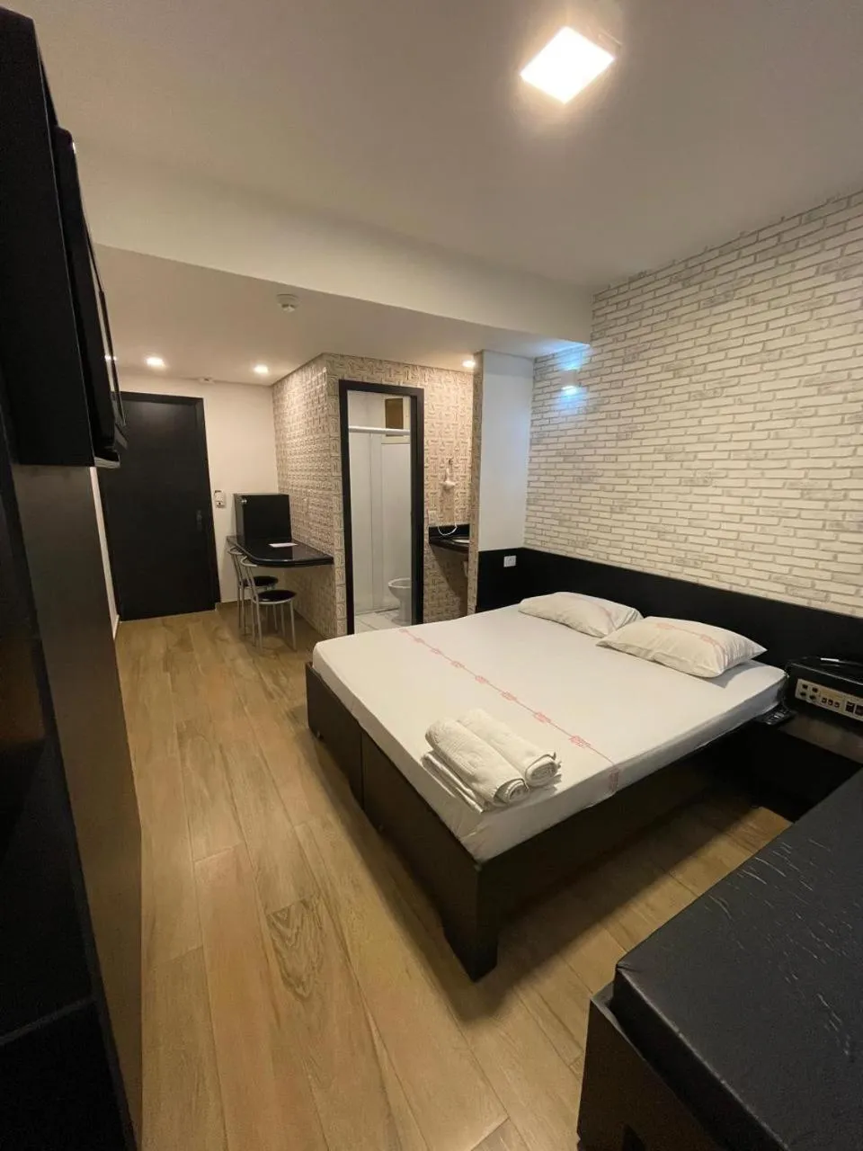 Bed in Calandre Hotel