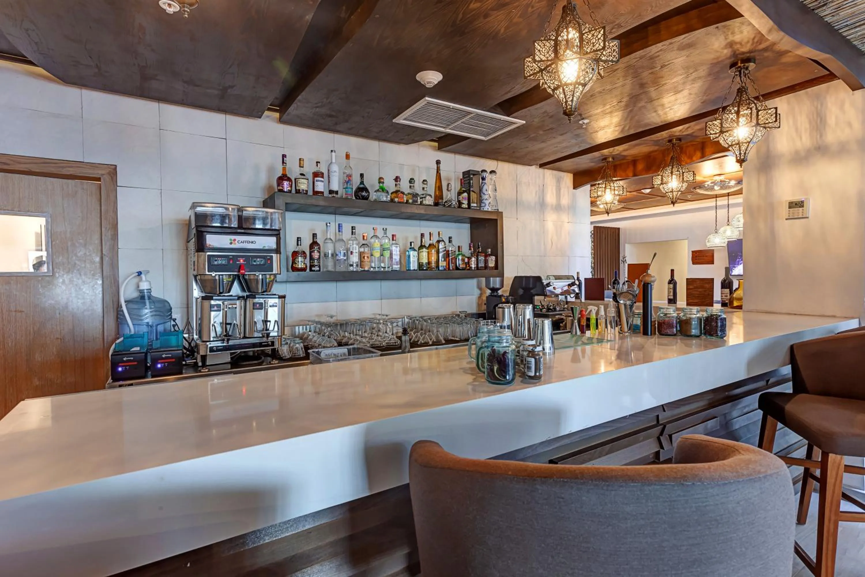 Lounge or bar in Mystique Holbox by Royalton, A Tribute Portfolio Resort