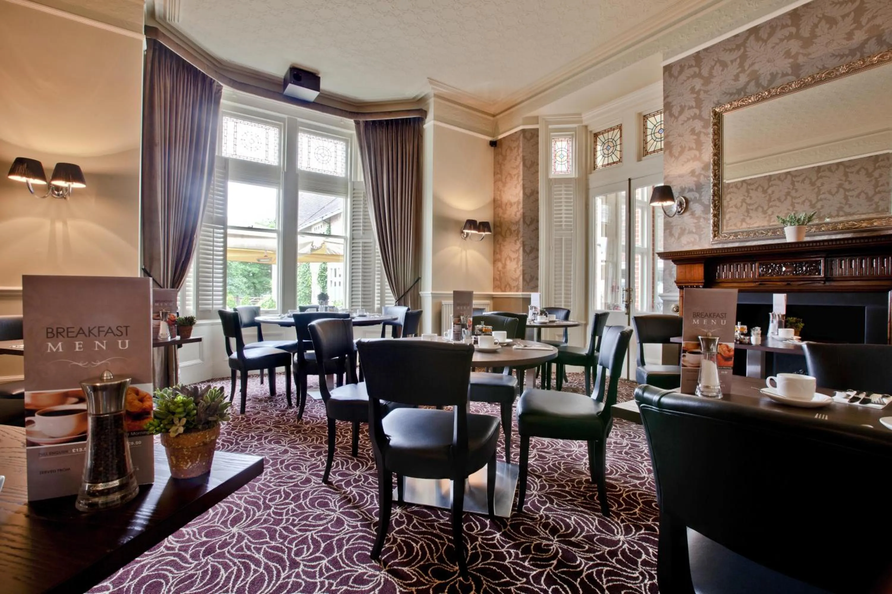 Restaurant/places to eat in Pontlands Park Hotel