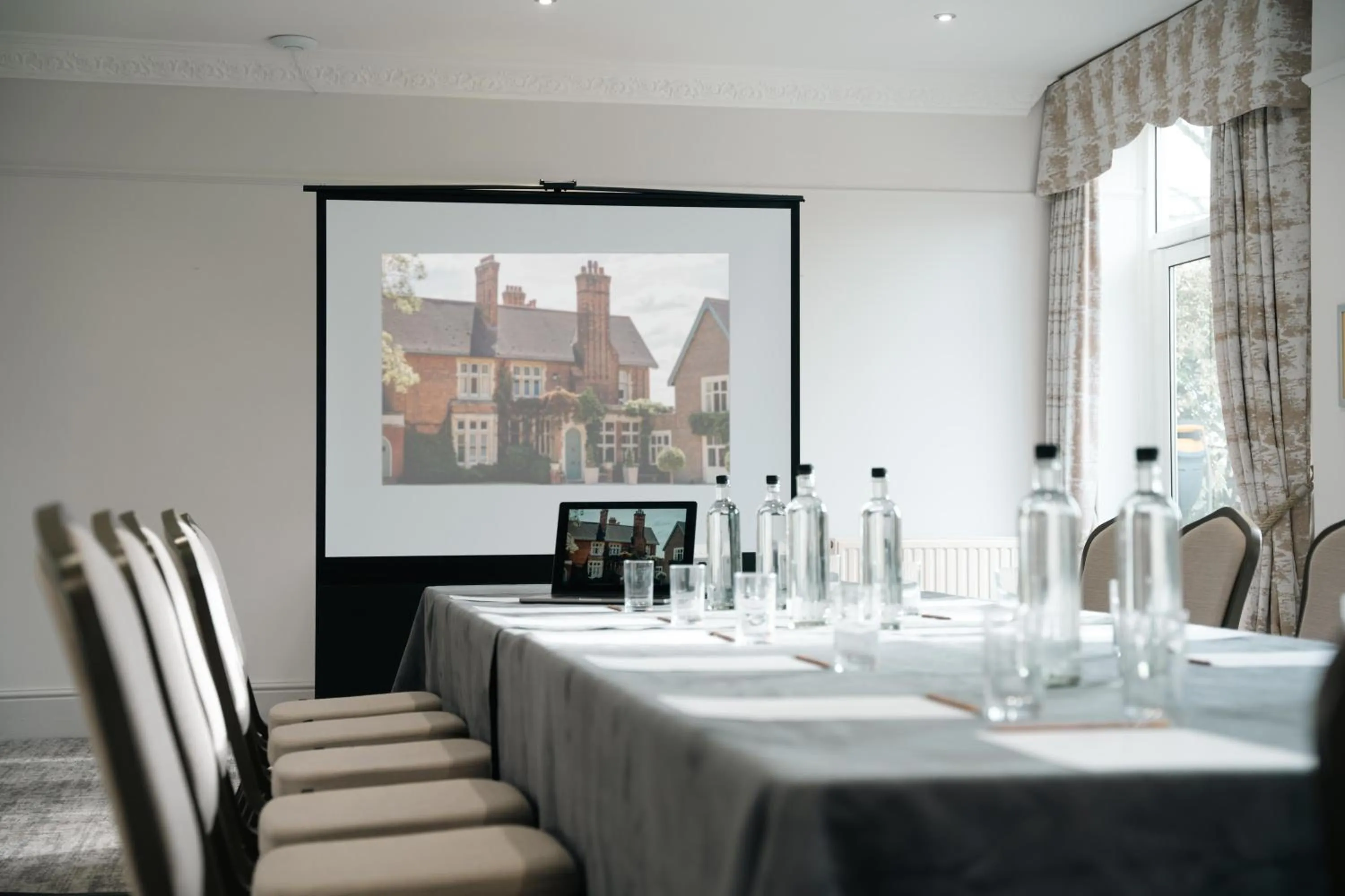 Property building in Pontlands Park Hotel