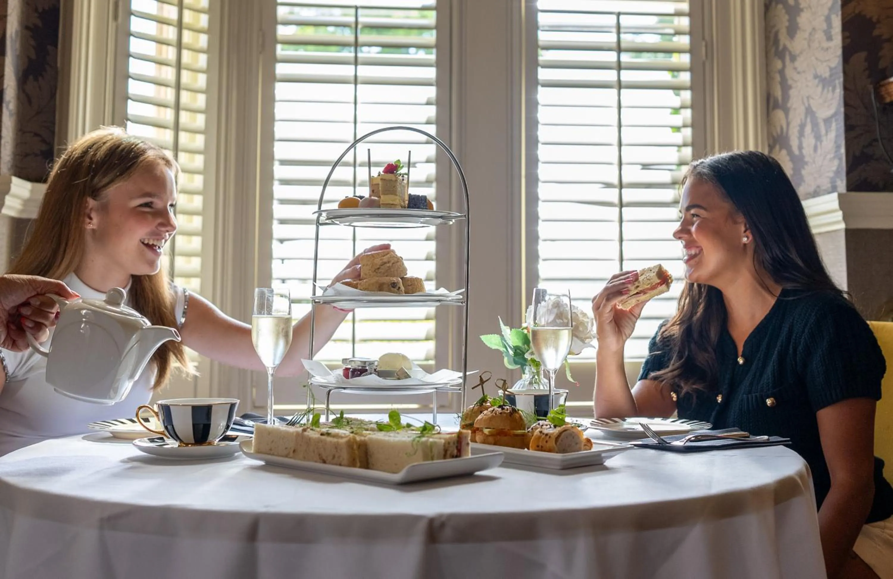 Restaurant/places to eat in Pontlands Park Hotel