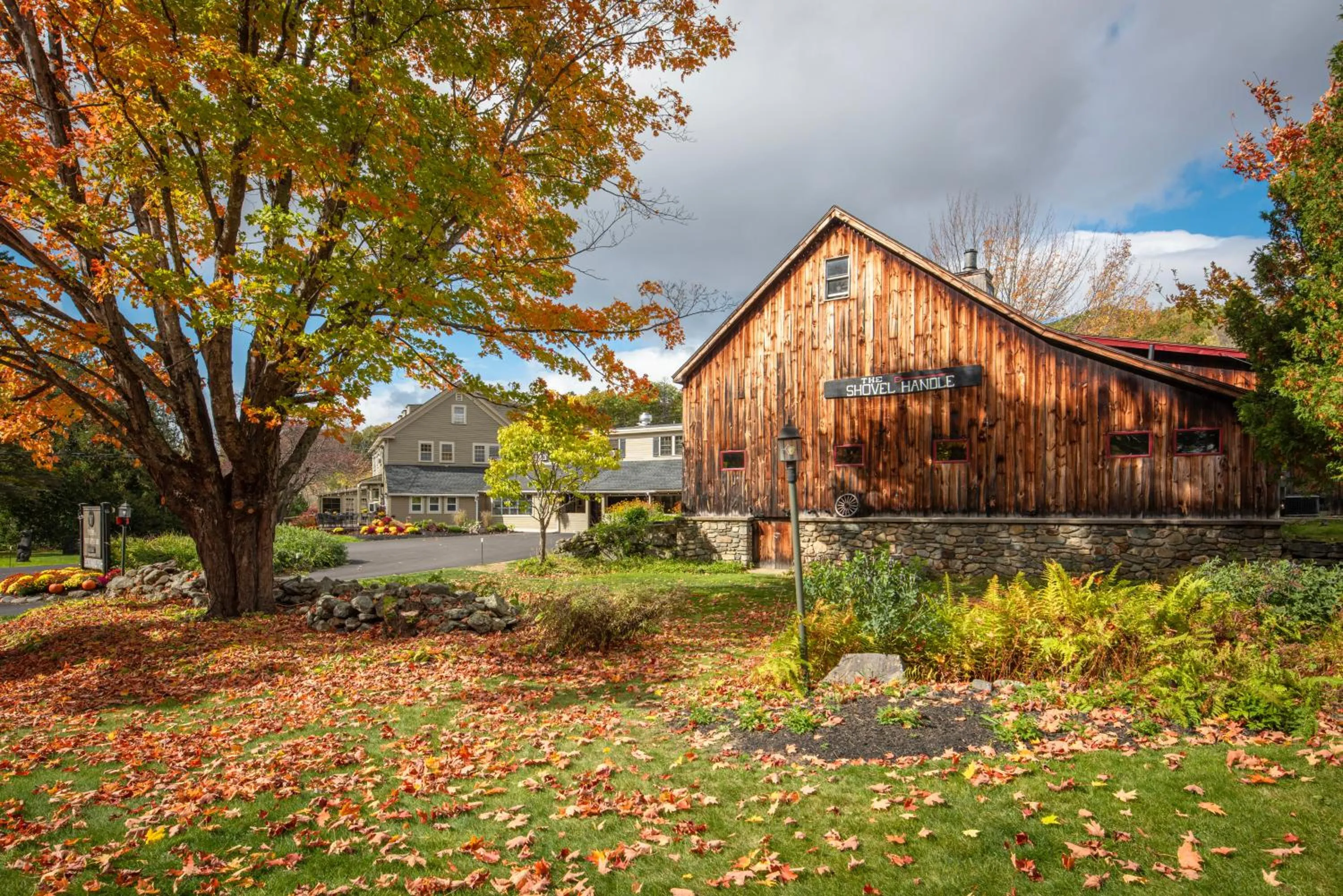 Property building in Whitneys Inn at Black Mountain
