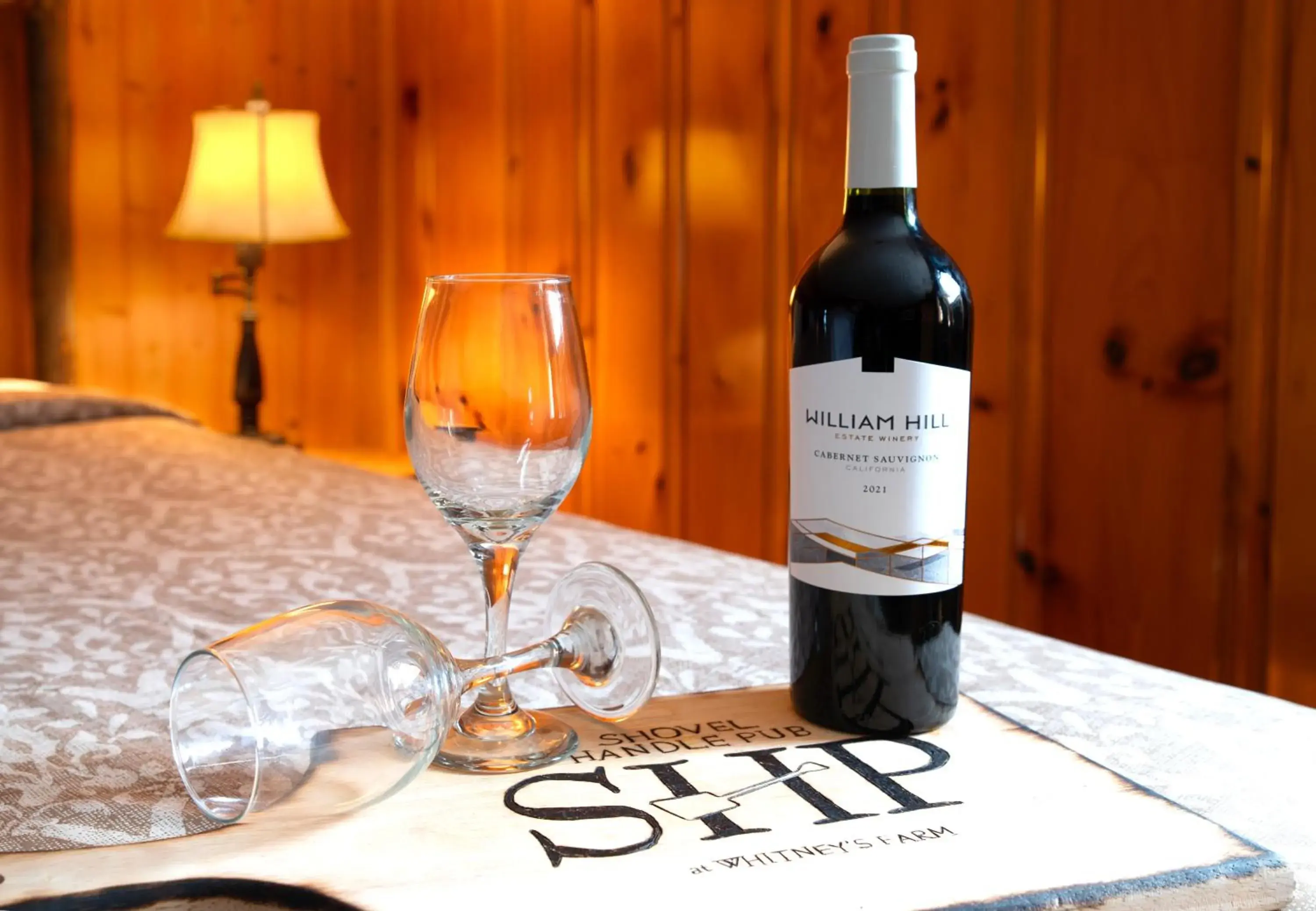 Deluxe King Room in Inn at Whitney's Farm Deluxe King Room in Inn at Whitney's Farm