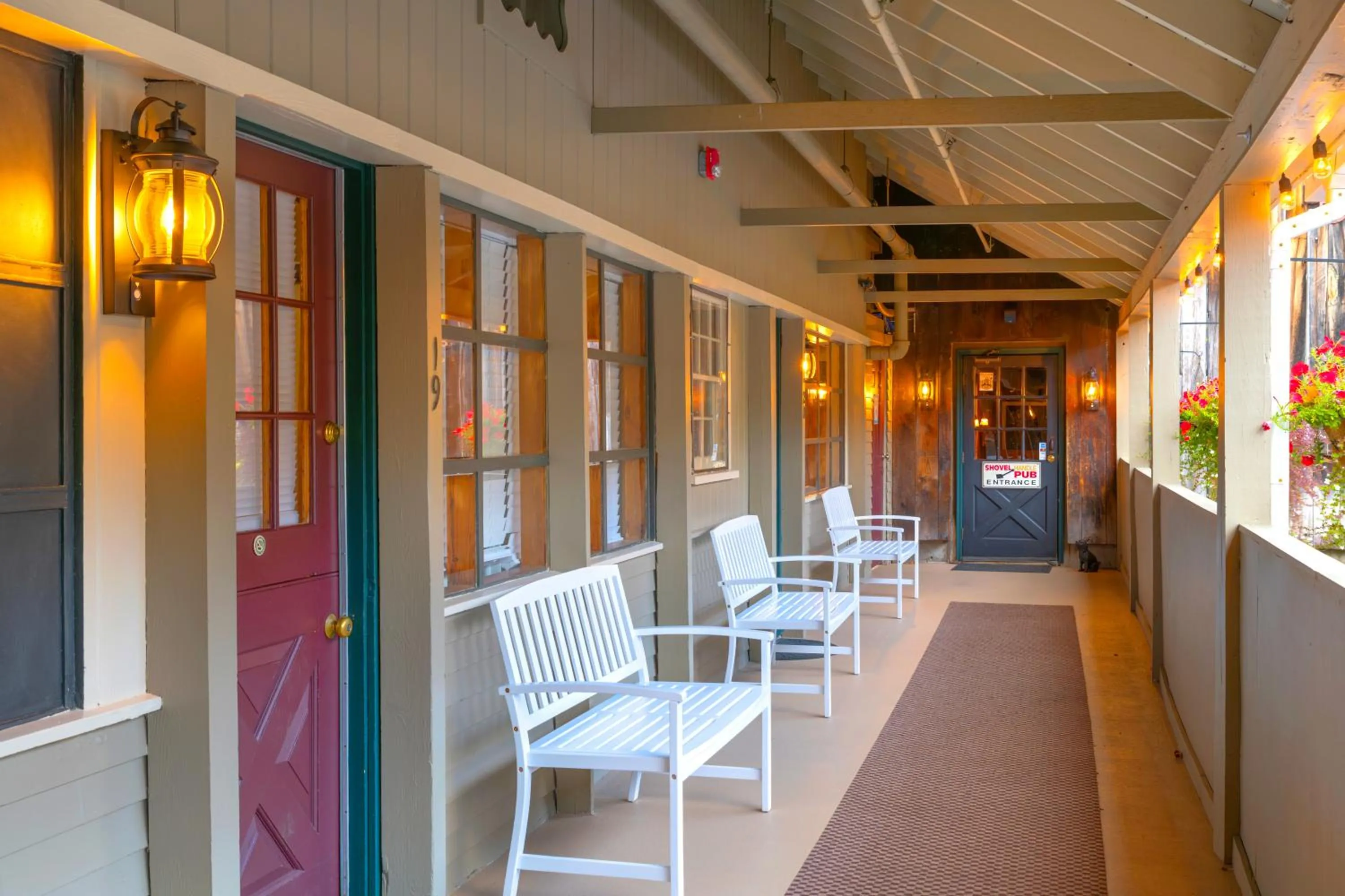 Decorative detail in Whitneys Inn at Black Mountain