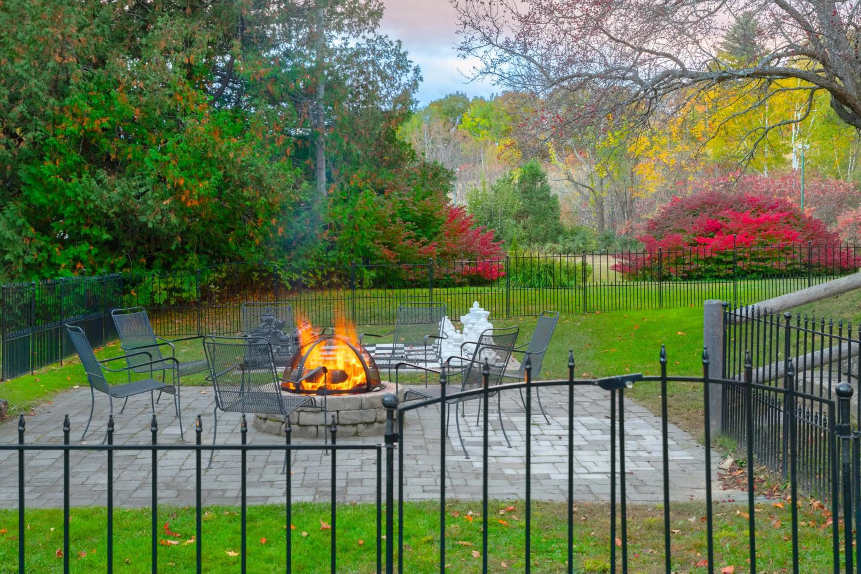 Patio in Whitneys Inn at Black Mountain