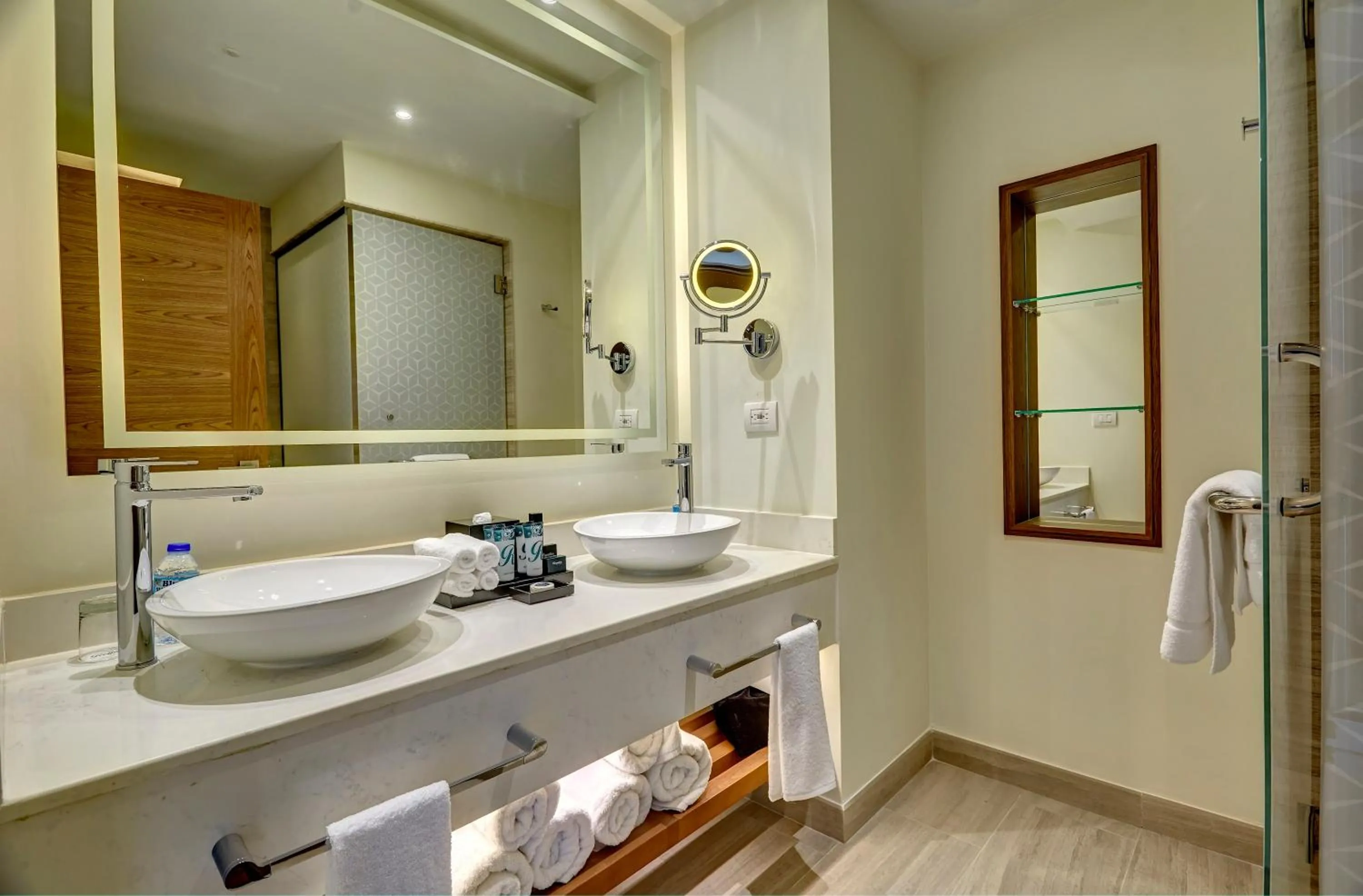 Bathroom in Royalton Antigua, An Autograph Collection All-Inclusive Resort
