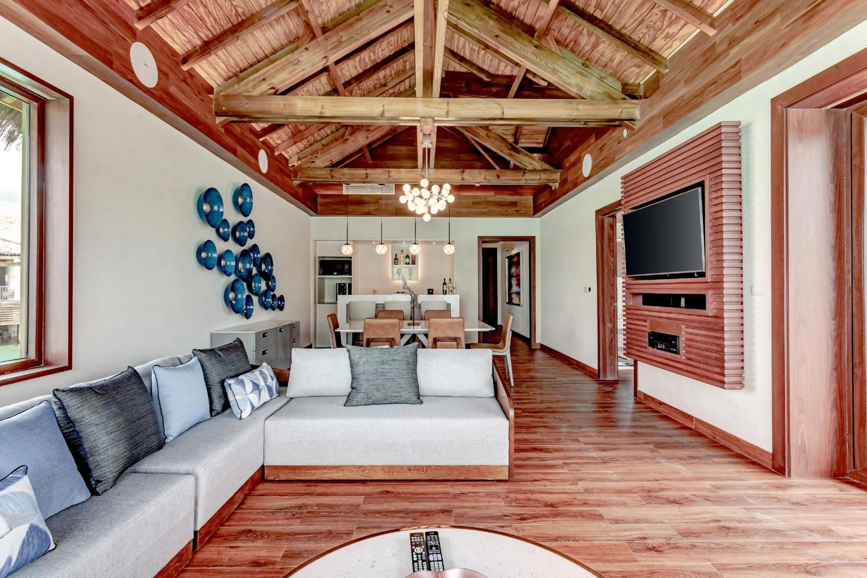 Living room in Royalton Antigua, An Autograph Collection All-Inclusive Resort