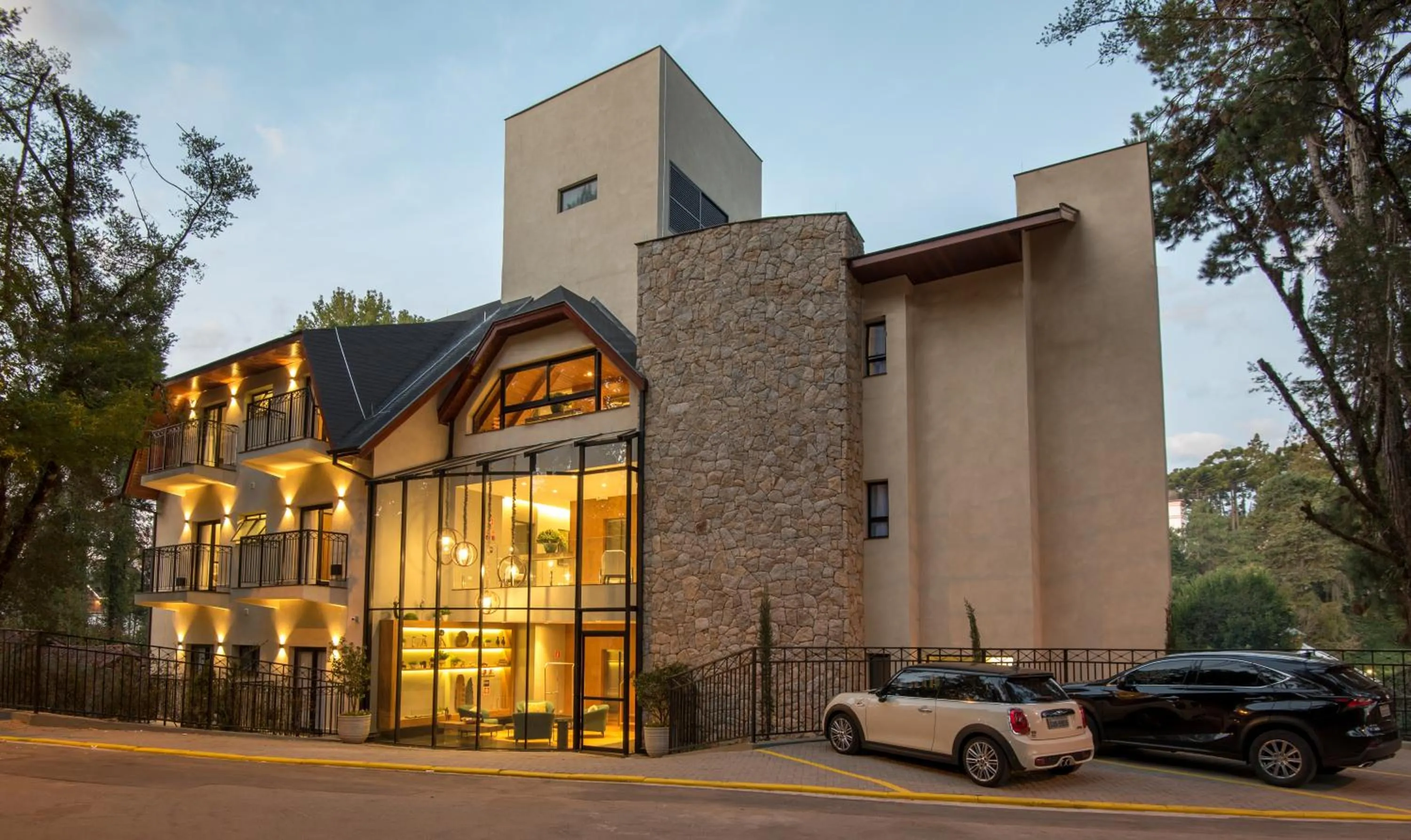 Facade/entrance in Villa Amistà Campos do Jordão