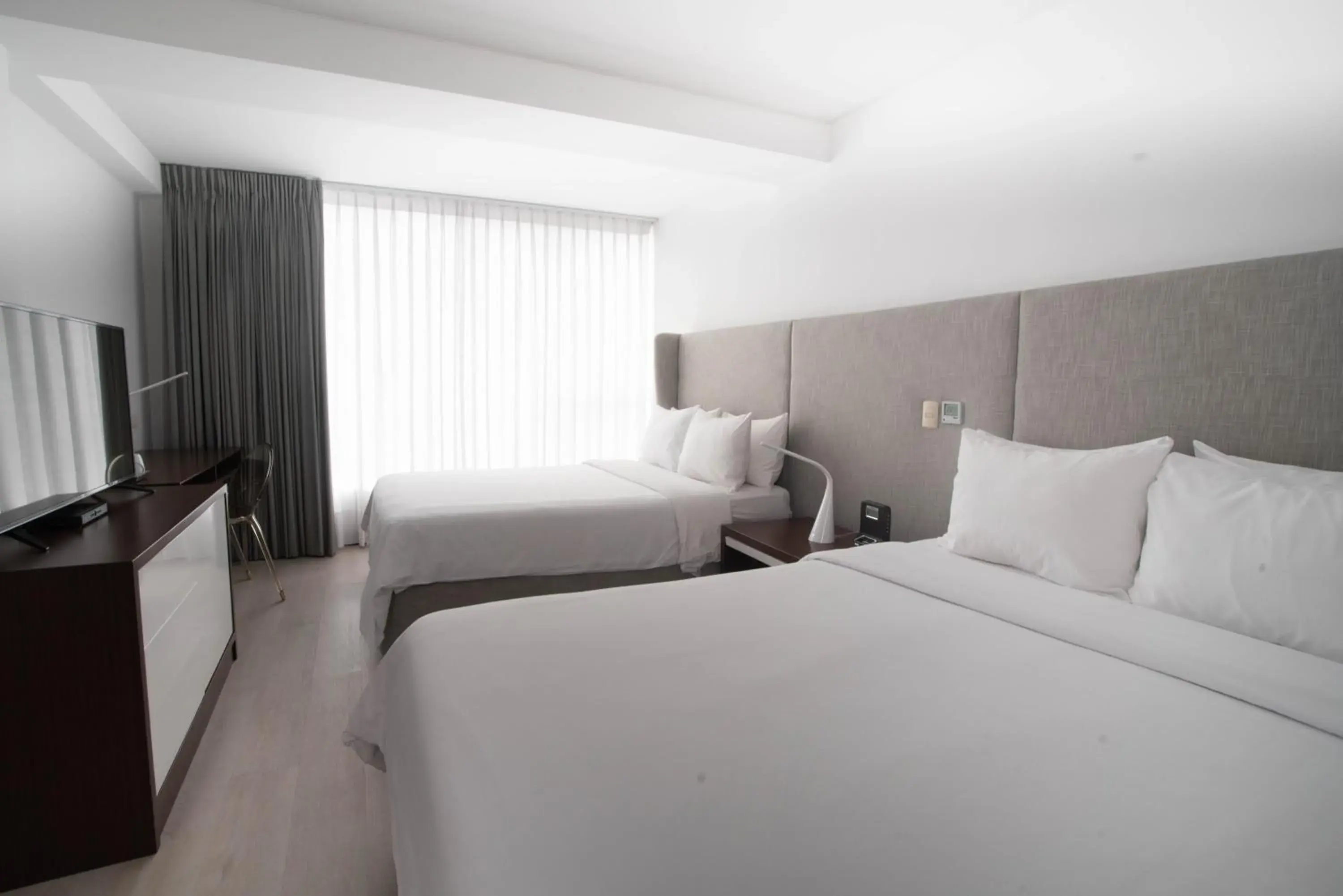 Premium Double Room with Two Double Beds in Radisson Hotel Decapolis Miraflores Premium Double Room with Two Double Beds in Radisson Hotel Decapolis Miraflores