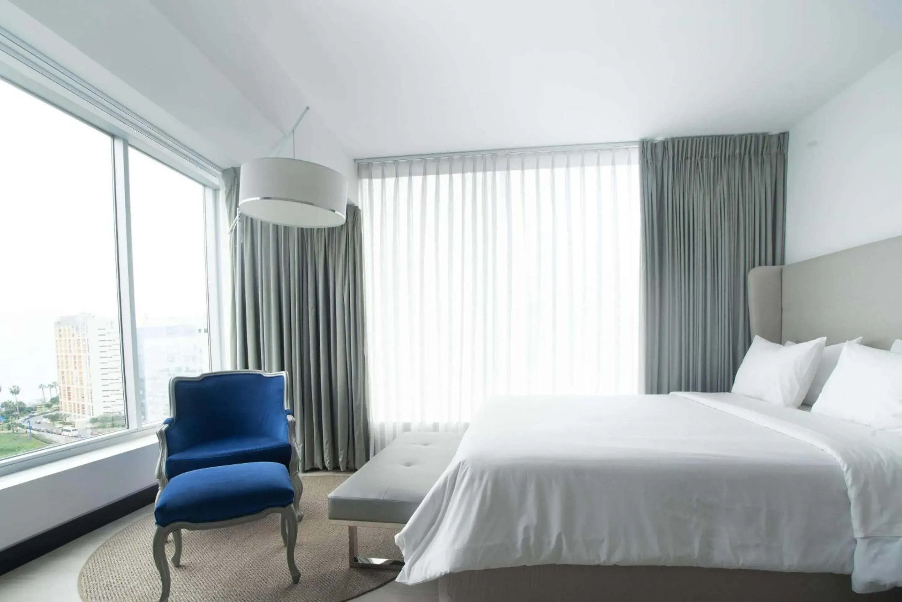 Bedroom, Bed in Radisson Hotel Decapolis Miraflores Bedroom, Bed in Radisson Hotel Decapolis Miraflores