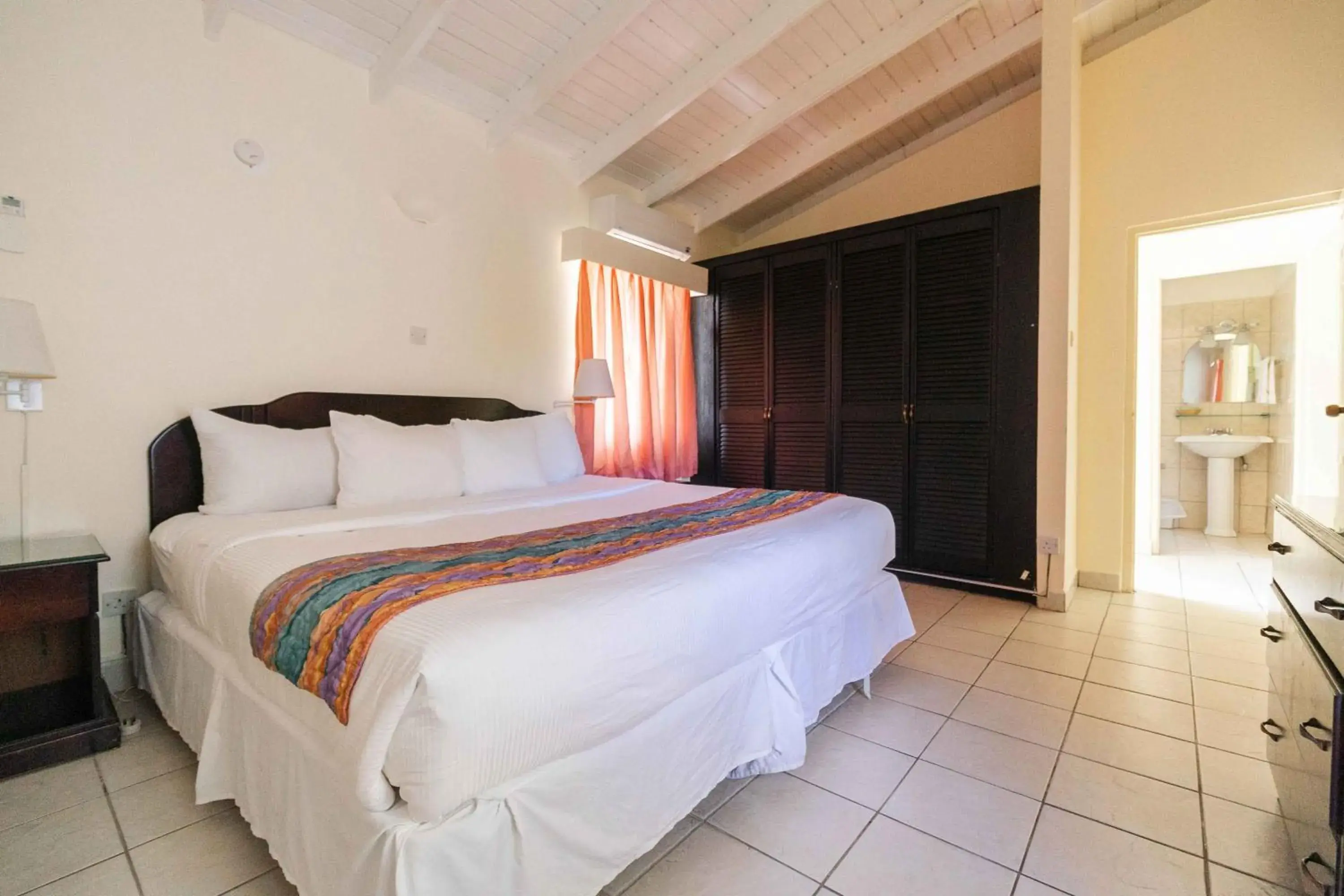 Bedroom, Bed in Siesta Hotel Bedroom, Bed in Siesta Hotel