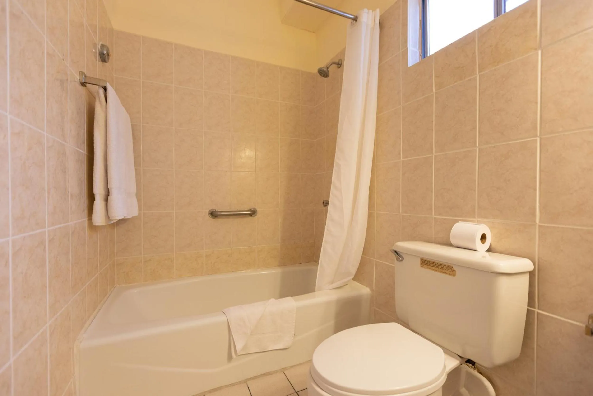 Shower in Siesta Hotel