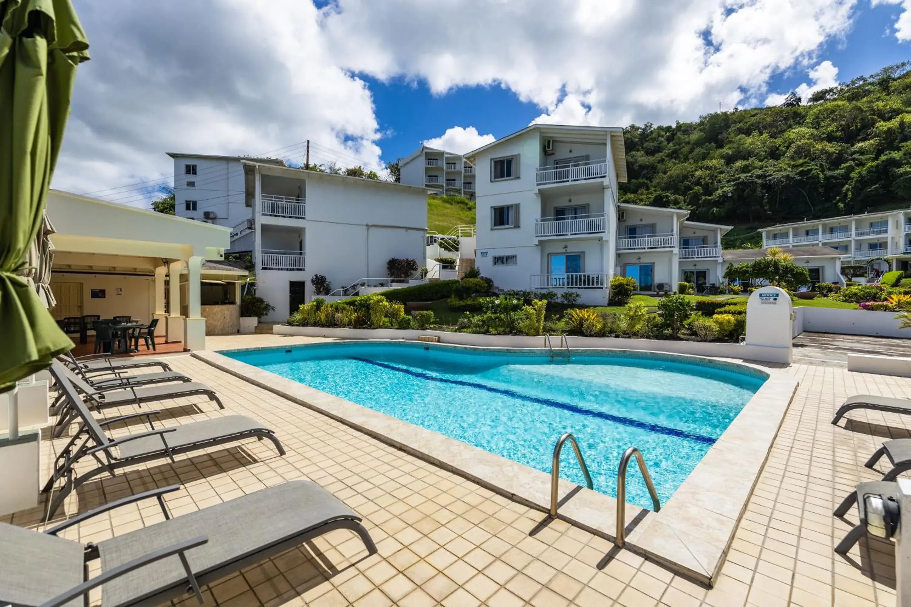 Swimming pool in Siesta Hotel Swimming pool in Siesta Hotel