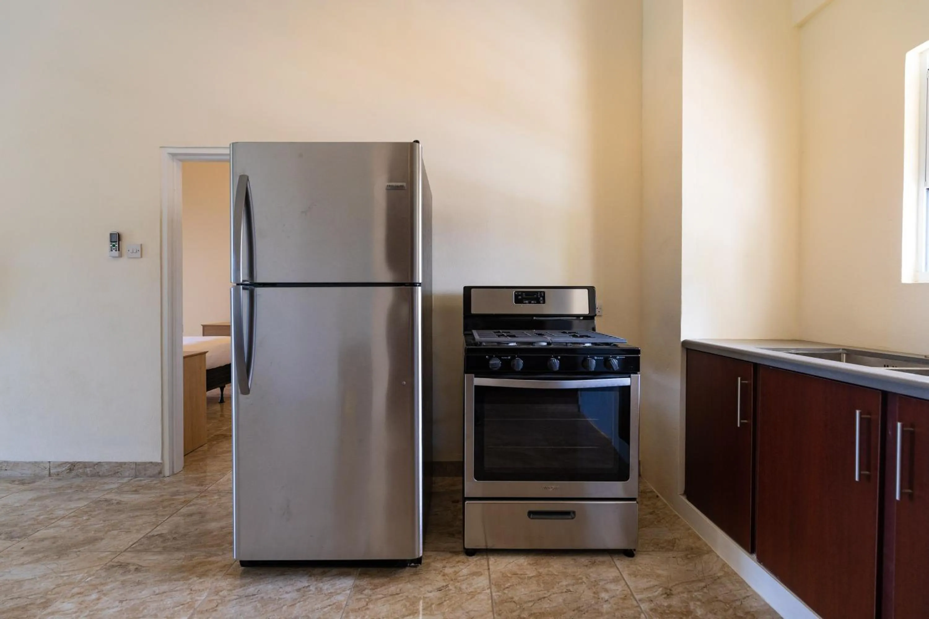 Kitchen or kitchenette in Siesta Hotel