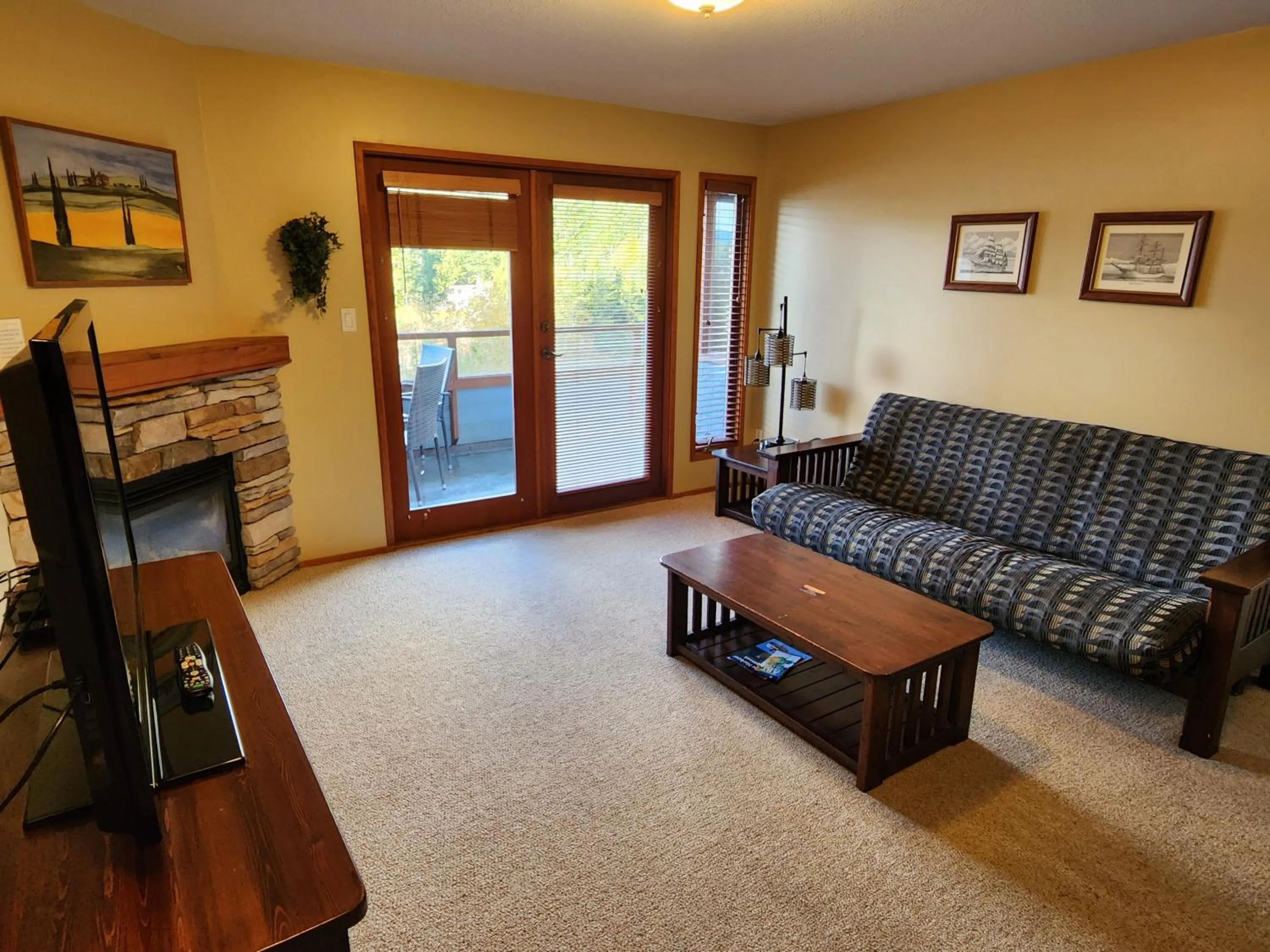 TV and multimedia in Sunshine Coast Resort