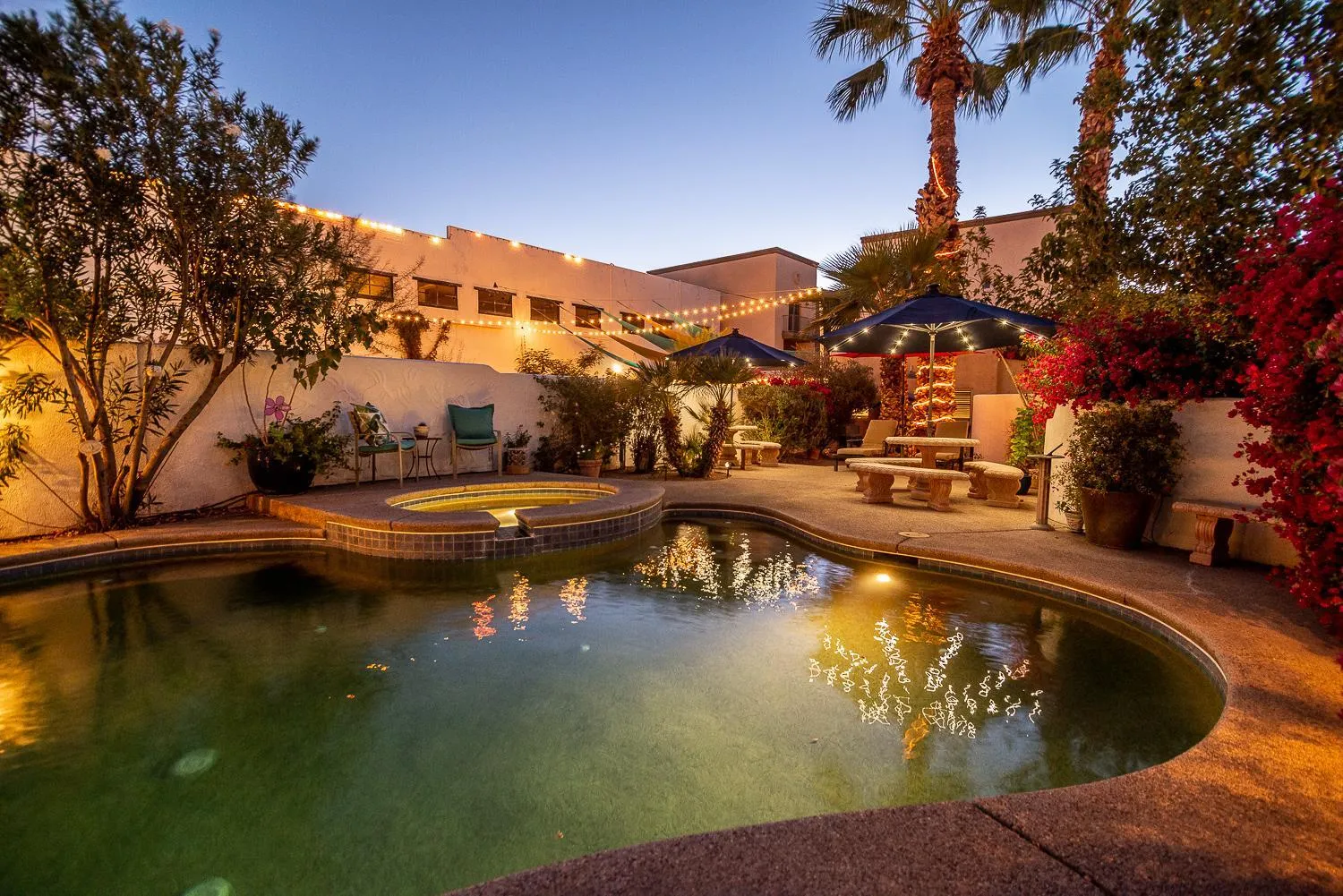 Hot Tub in The Blenman Inn
