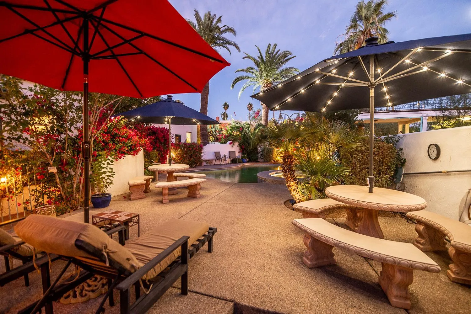 Swimming pool in The Blenman Inn