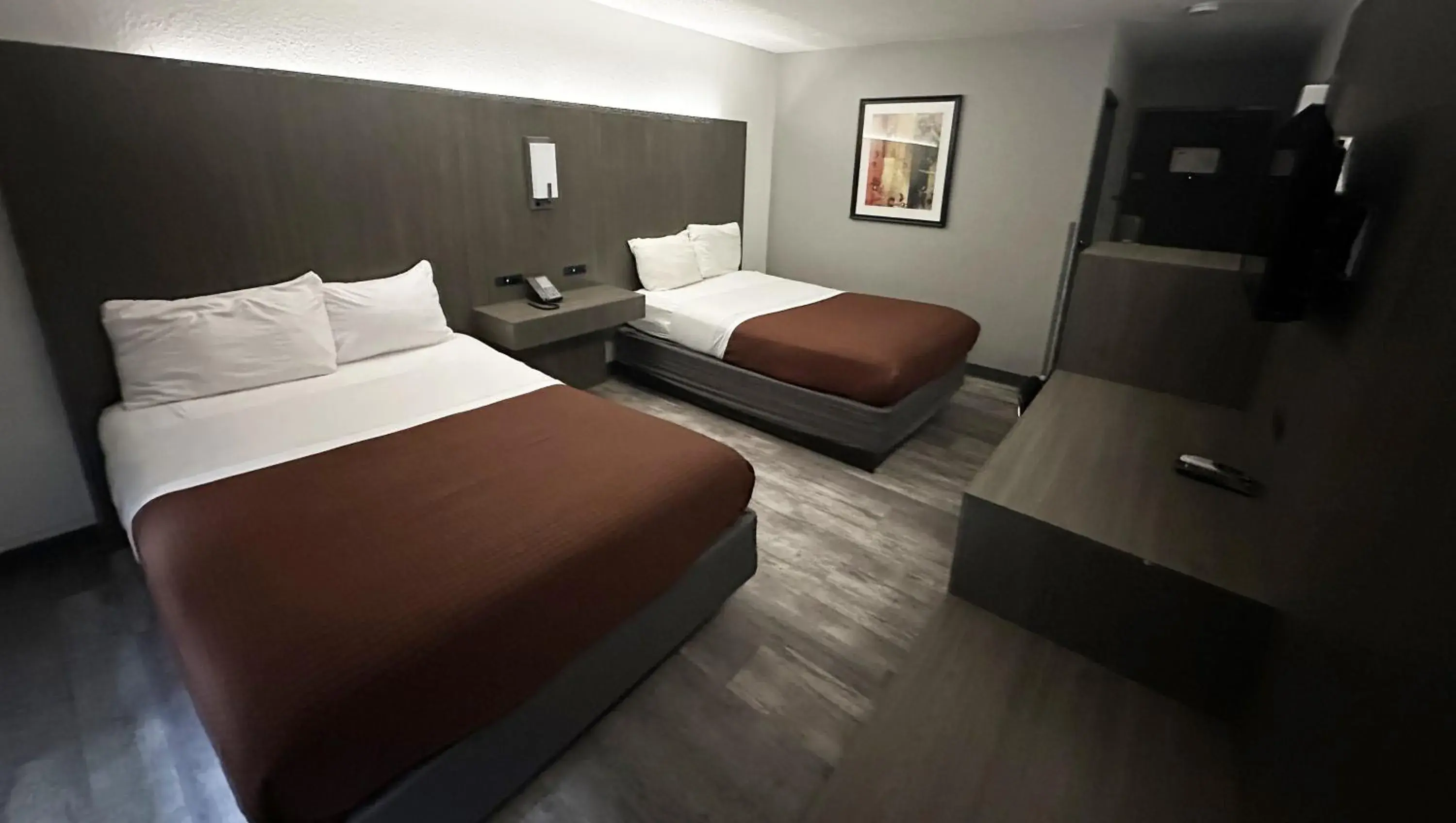 Bedroom, Bed in Magnuson Hotel Fort Wayne North - Coliseum Bedroom, Bed in Magnuson Hotel Fort Wayne North - Coliseum