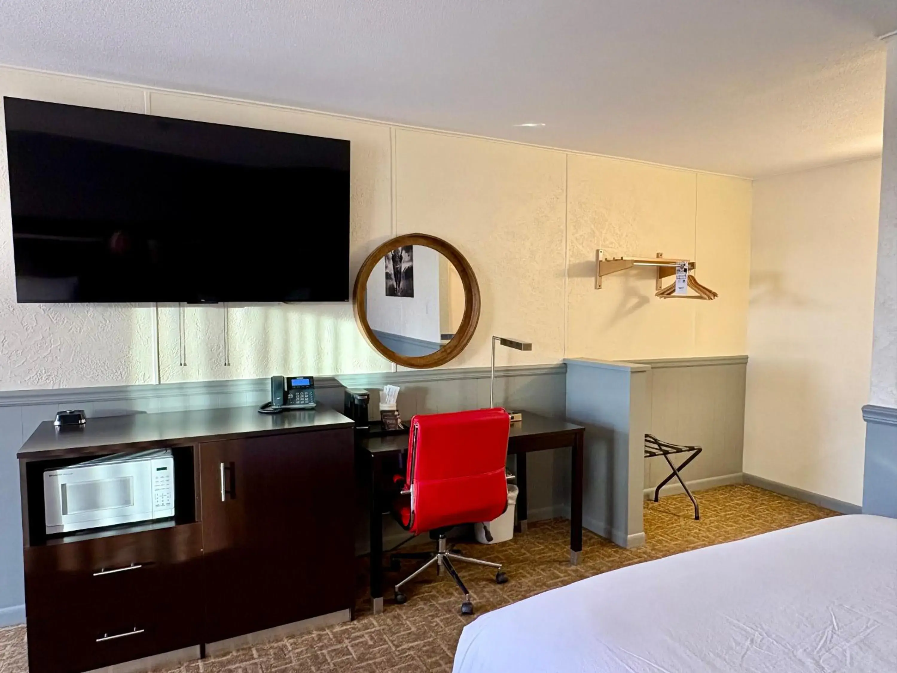 Bed in Americas Best Value Inn Wall Bed in Americas Best Value Inn Wall