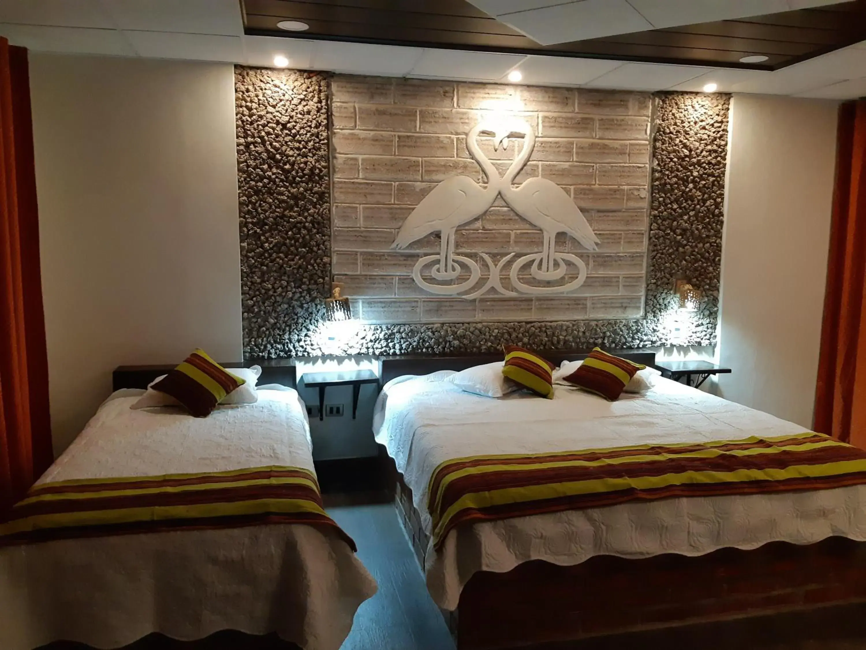 Twin Room with City View and Private Bathroom - single occupancy in Hotel Cristales De Sal Twin Room with City View and Private Bathroom - single occupancy in Hotel Cristales De Sal