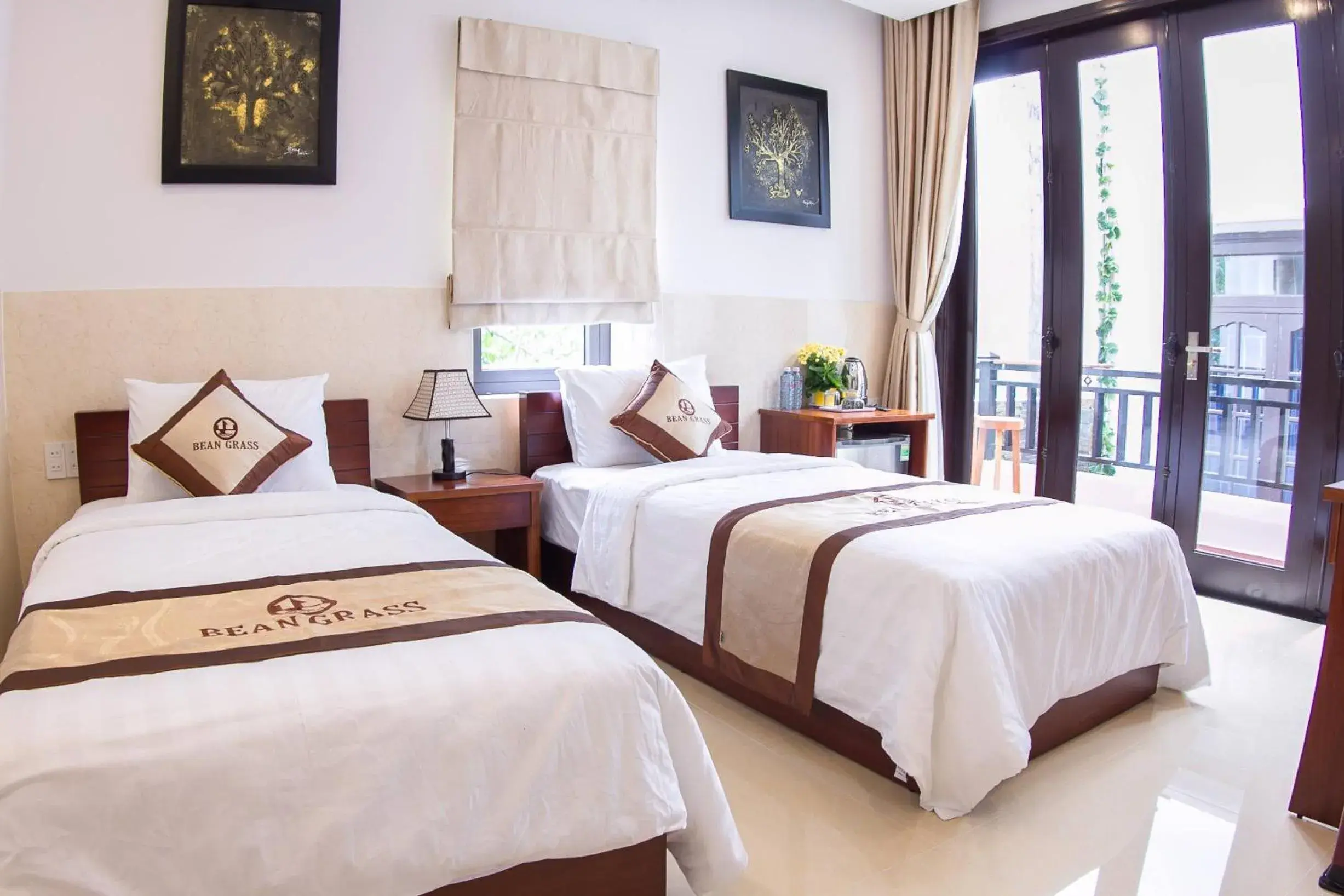 Deluxe Double or Twin Room with Balcony - single occupancy in Bean Grass Homestay Deluxe Double or Twin Room with Balcony - single occupancy in Bean Grass Homestay