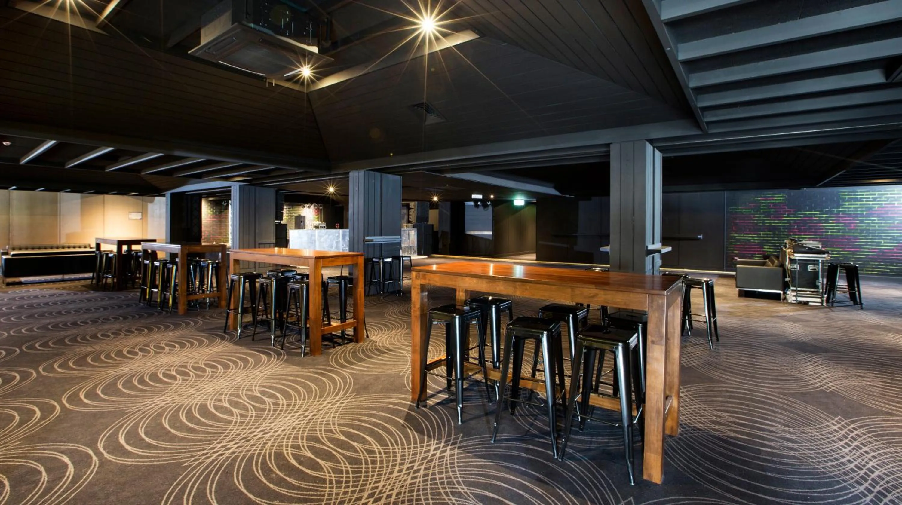 Lounge or bar in Nightcap at Chardons Corner Hotel