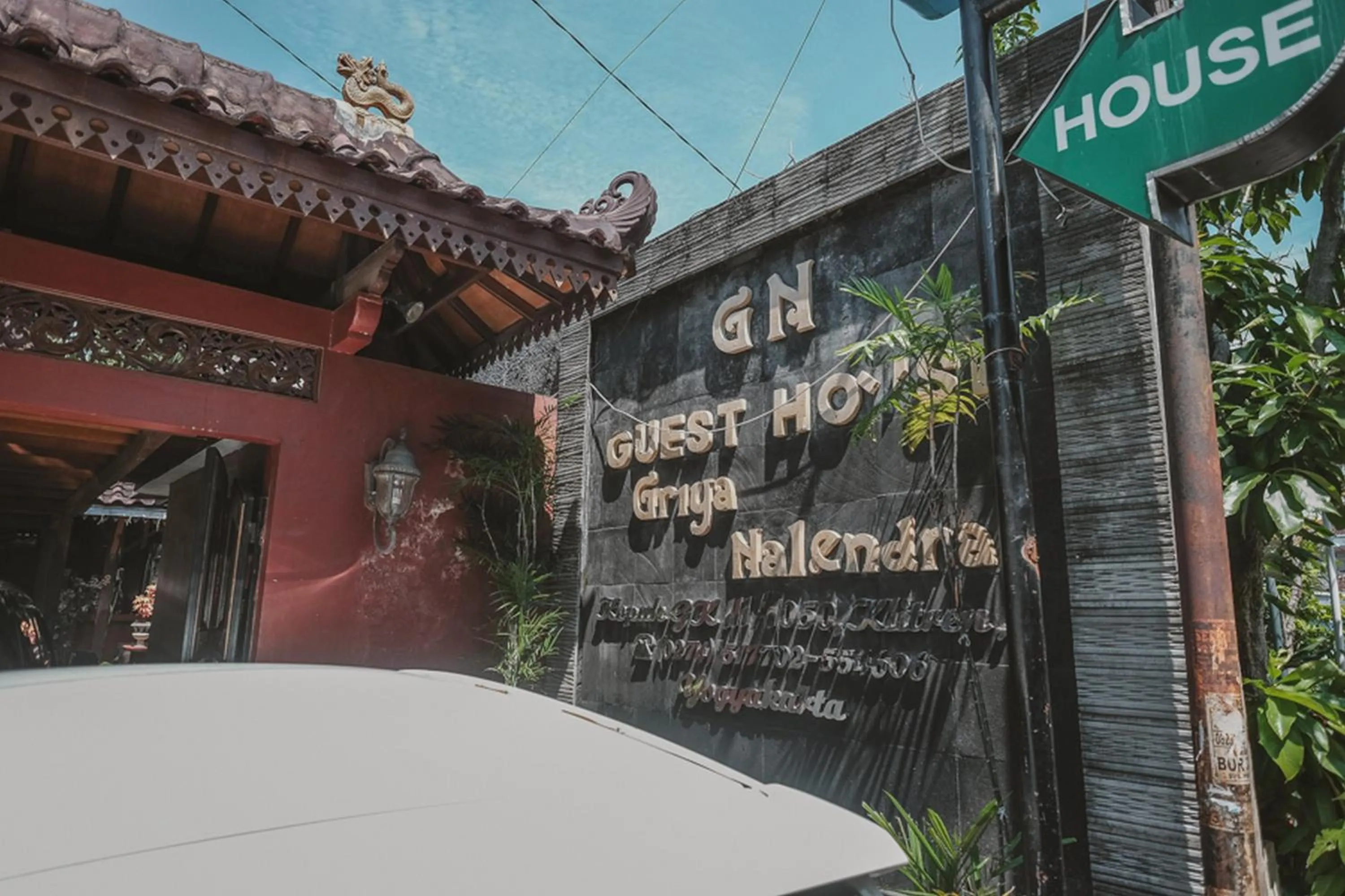 Logo/Certificate/Sign in RedDoorz near Galeria Mall 2