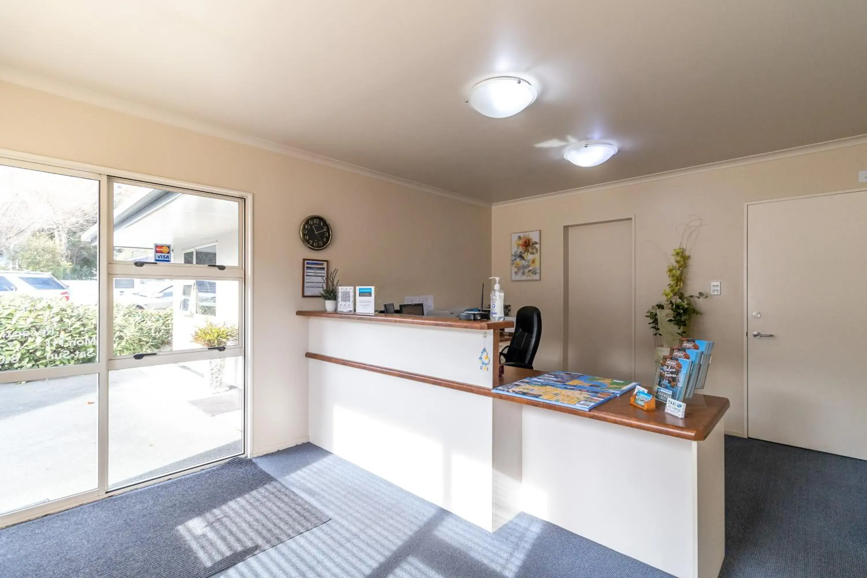 Lobby or reception in Admirals Motor Inn Lobby or reception in Admirals Motor Inn