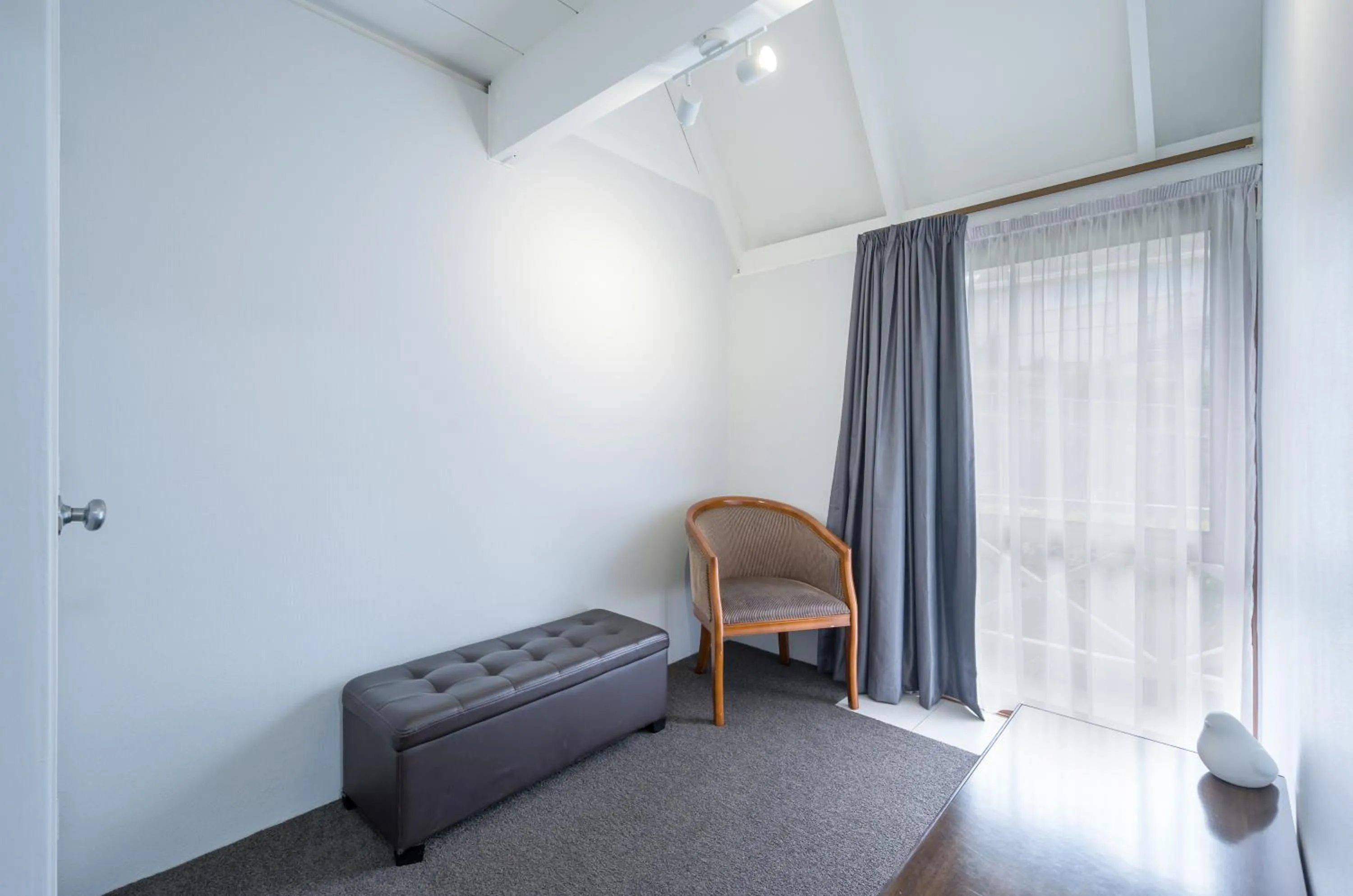 Garden view in Admirals Motor Inn