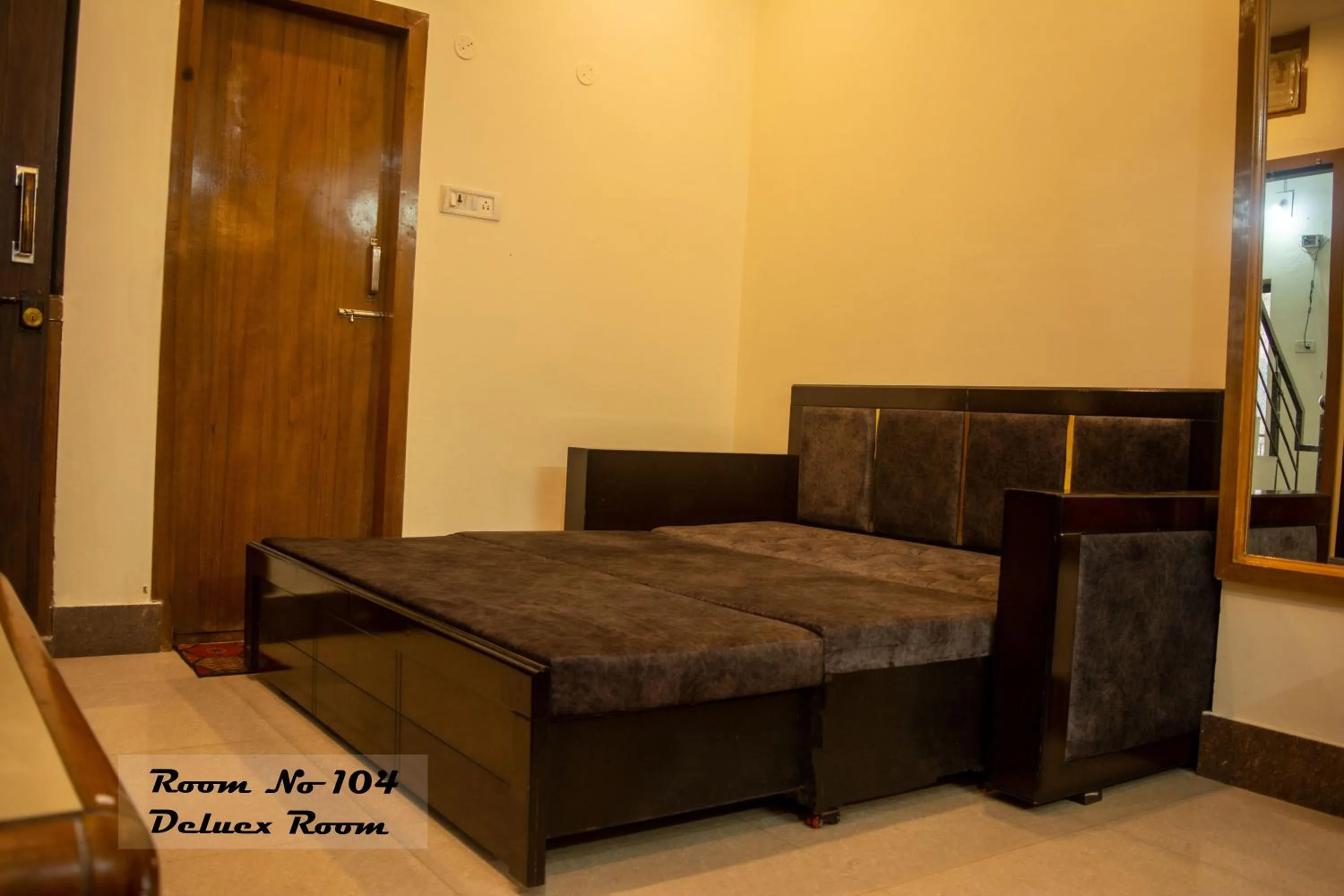 Bed in Hotel Ganga Basin