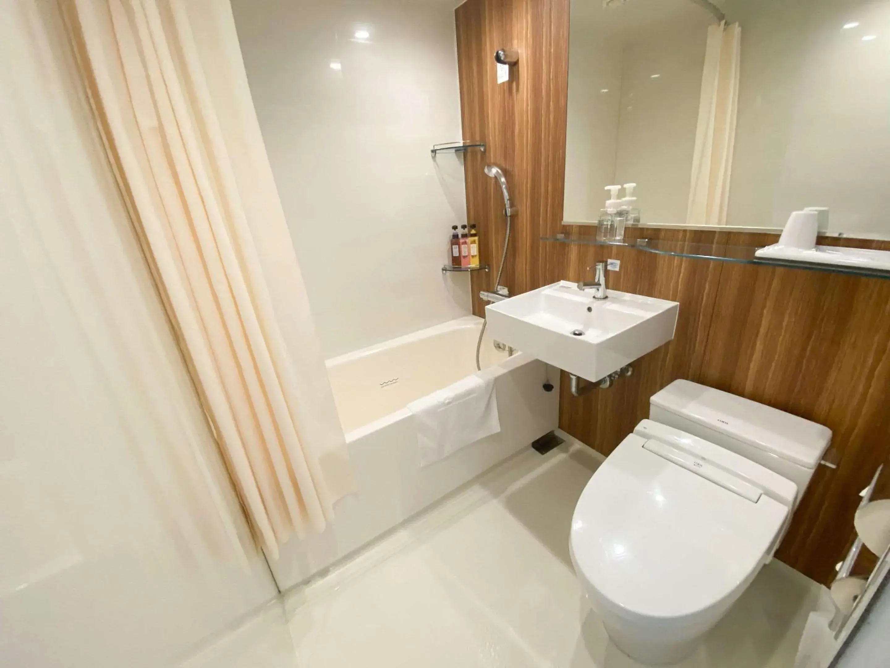 Bedroom in Comfort Hotel Sapporo Susukino Bedroom in Comfort Hotel Sapporo Susukino