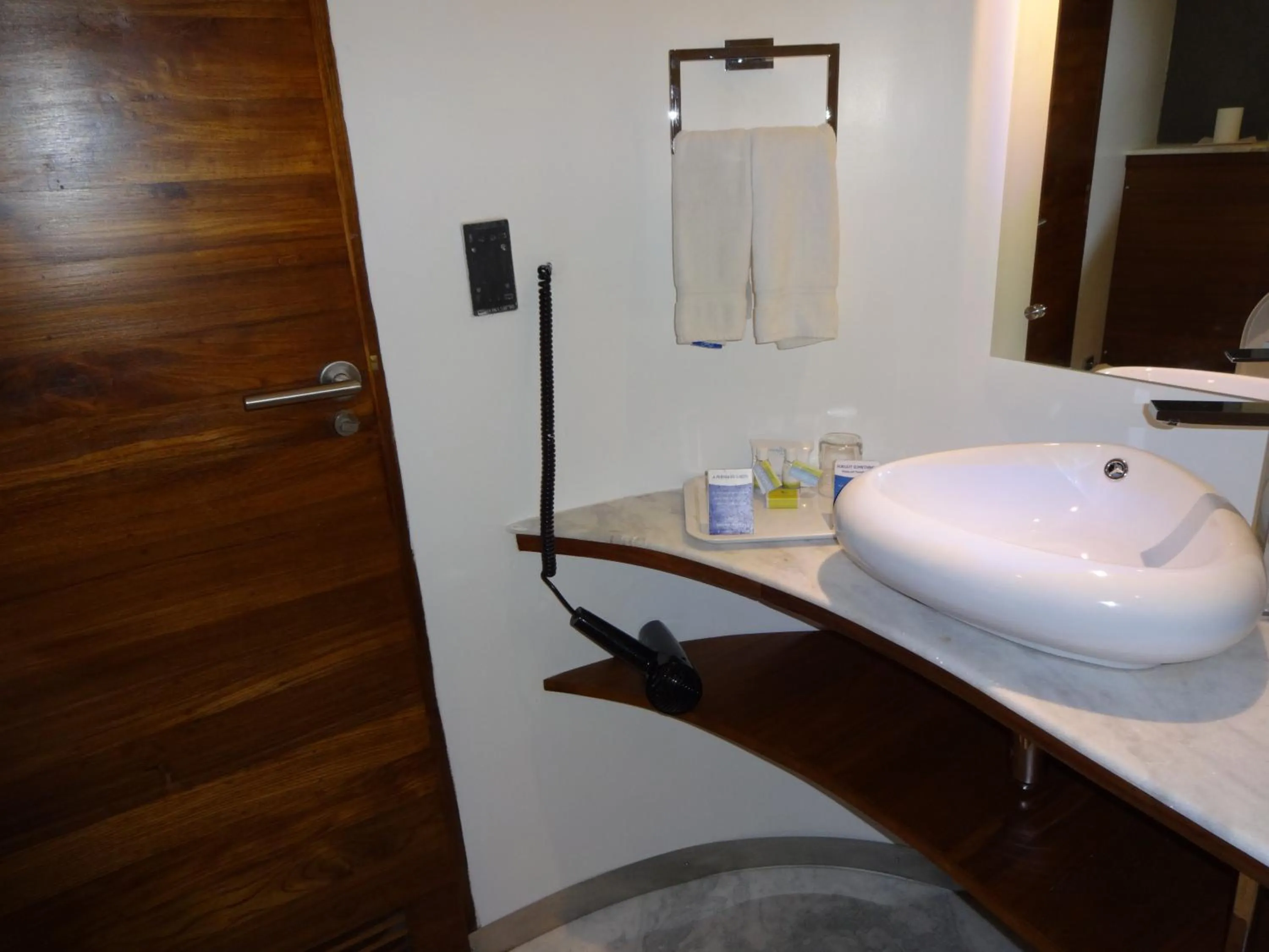 Bathroom in The Promenade