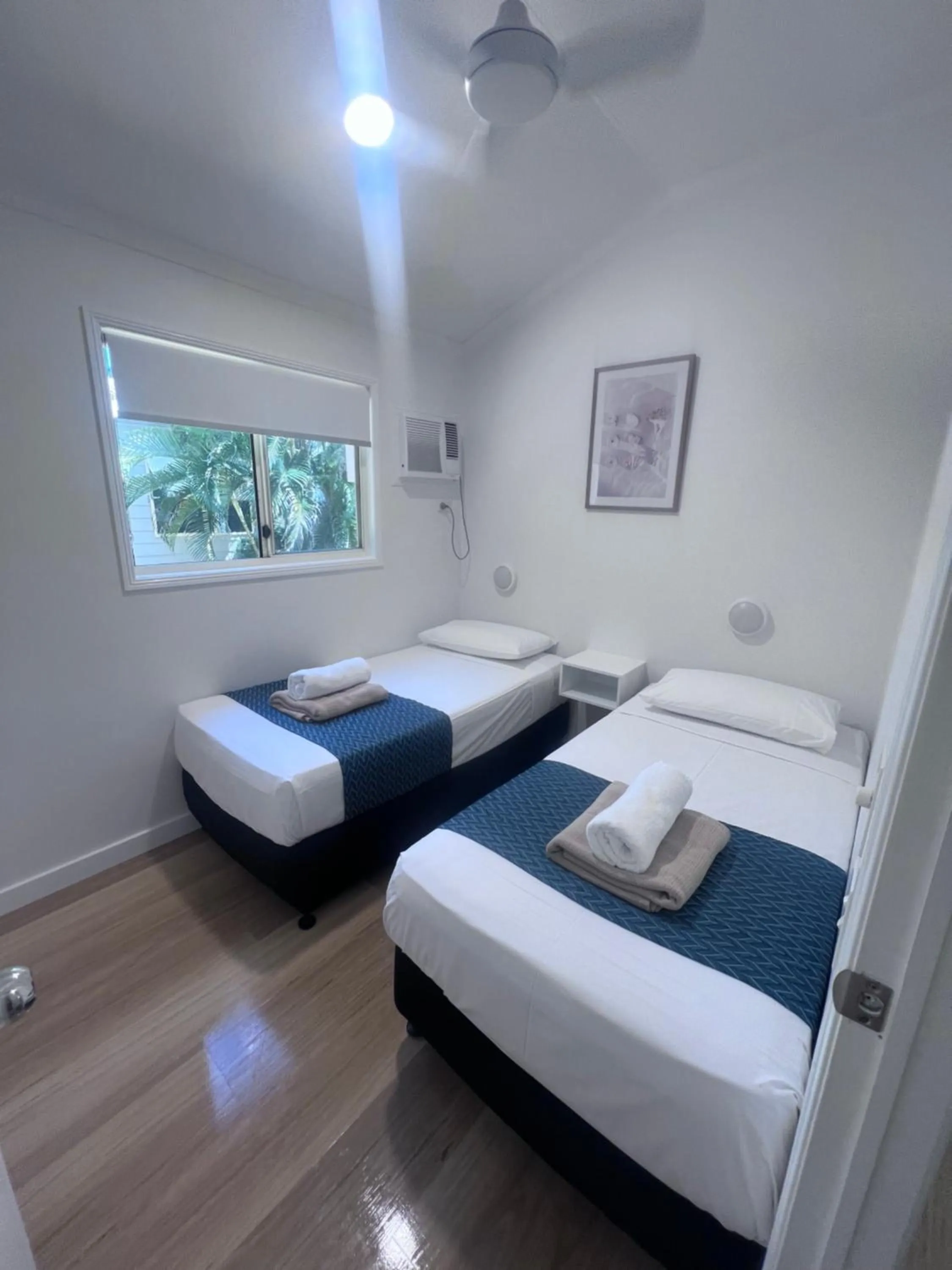 Photo of the whole room, Bed in Ellis Beach Oceanfront Holiday Park