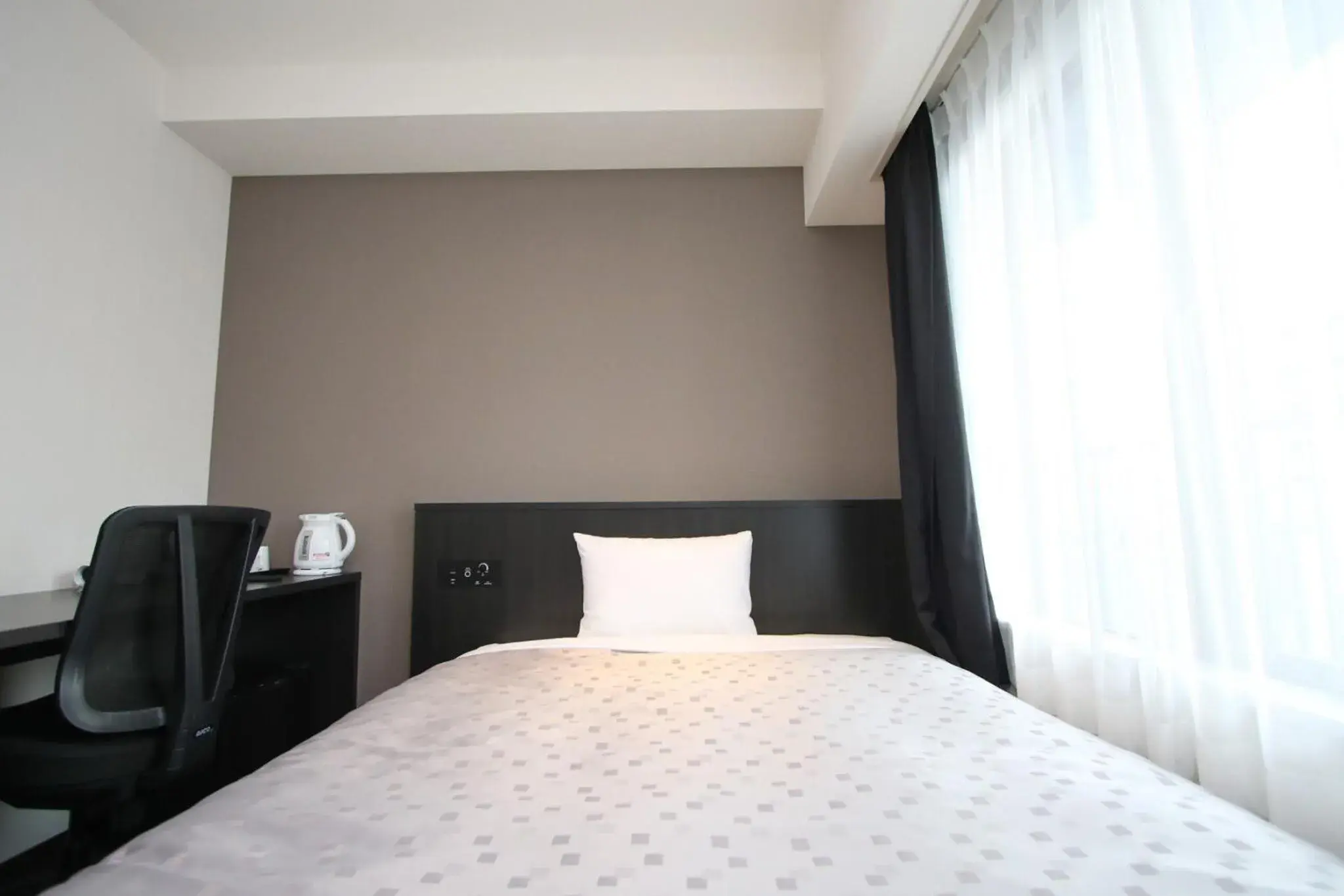 Economy Double Room in Hotel Bloemen North Hanazono Economy Double Room in Hotel Bloemen North Hanazono