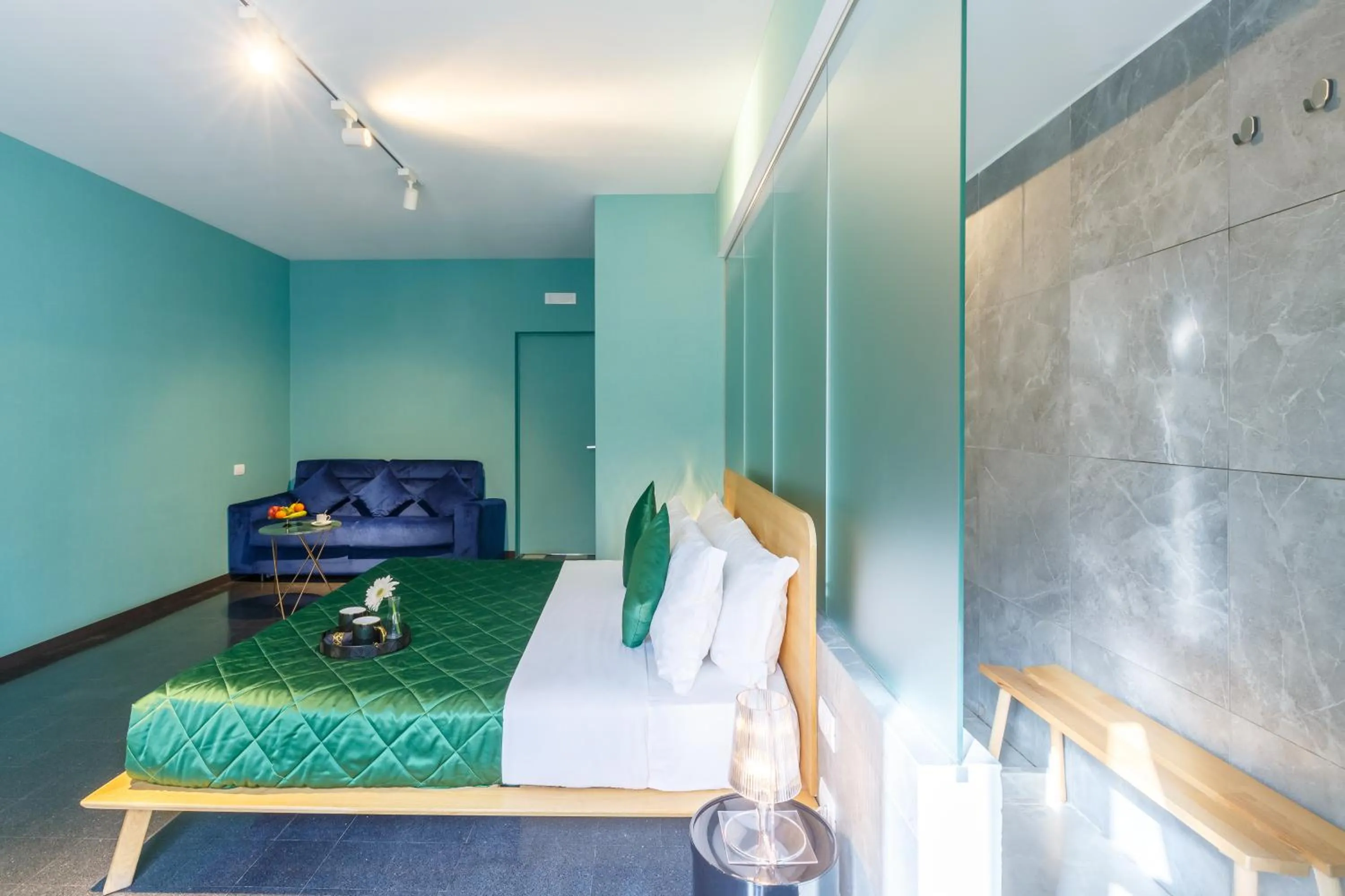 Shower, Bed in Dimora Doria d'Angri