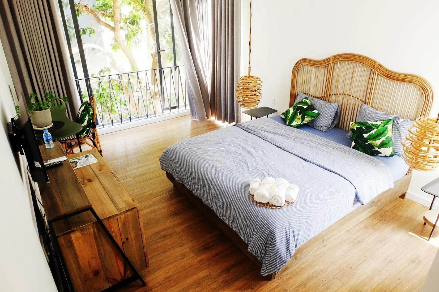 Bedroom, Bed in Green River Boutique Hotel