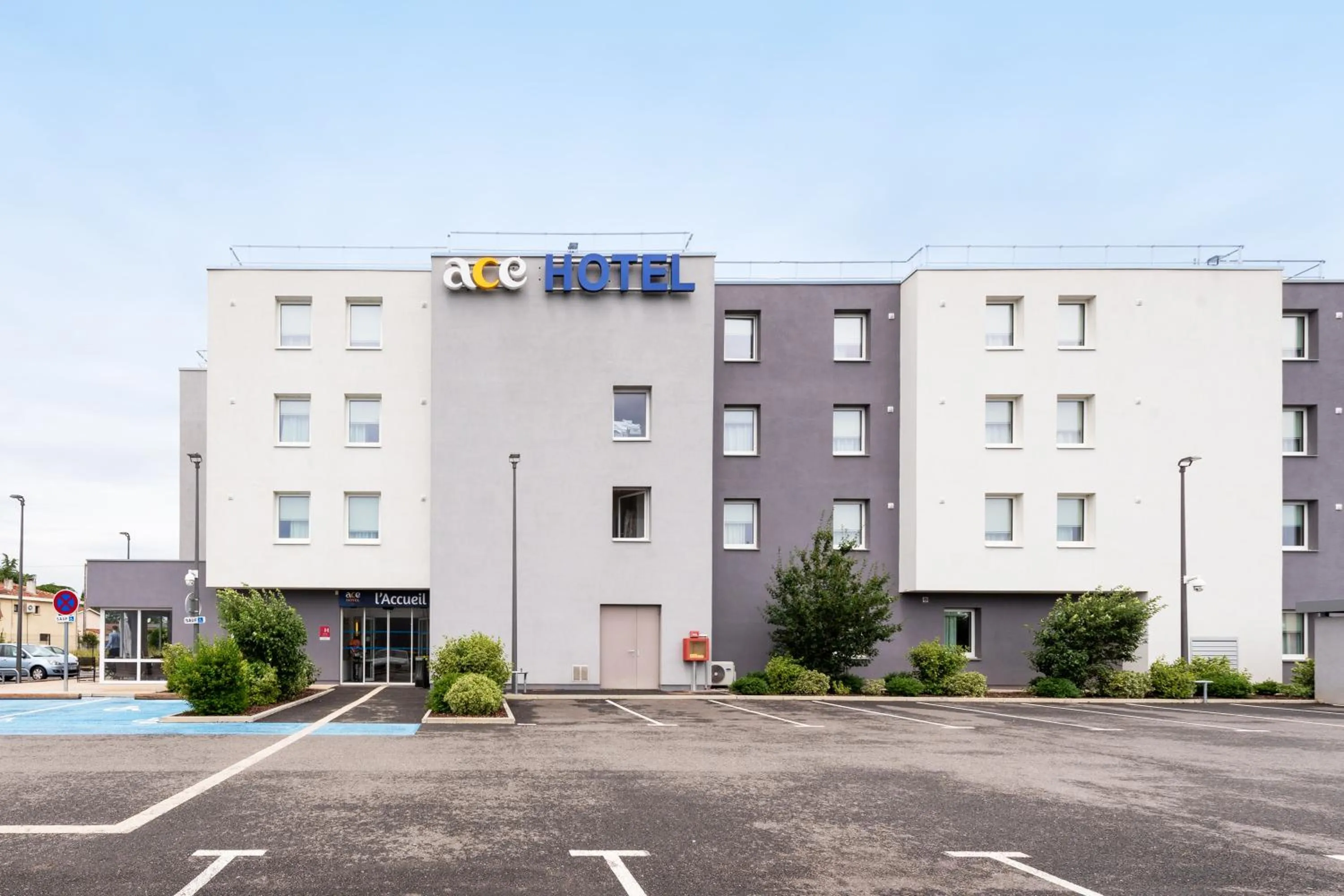 Property building in Ace Hôtel Toulouse Blagnac