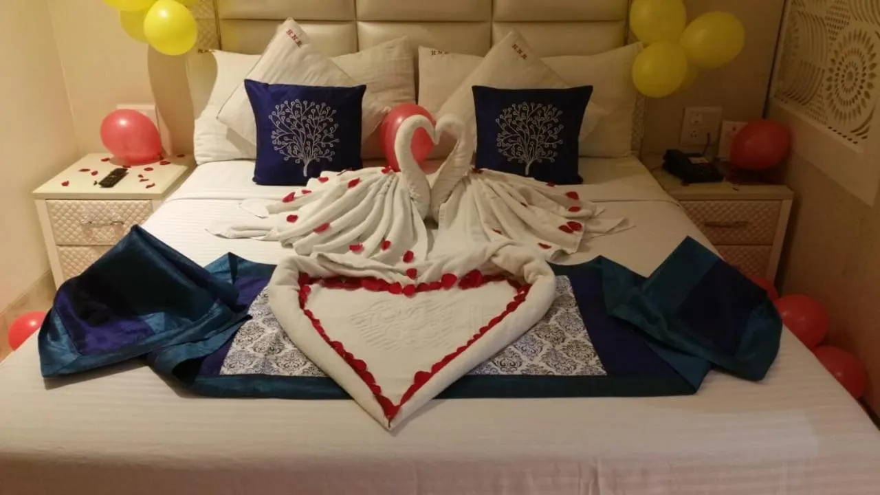 Bedroom in Nagpal Regency