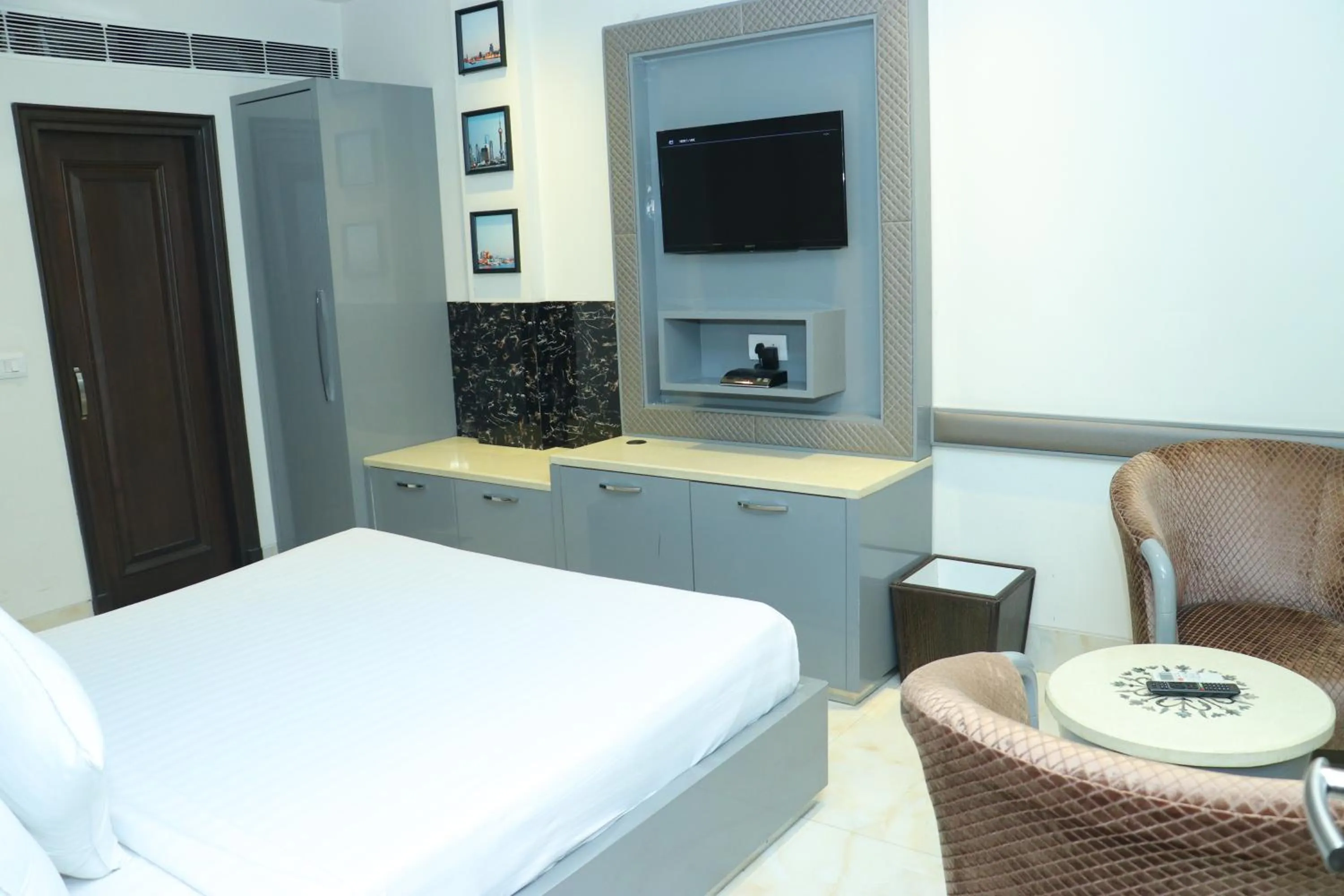 TV and multimedia in Nagpal Regency