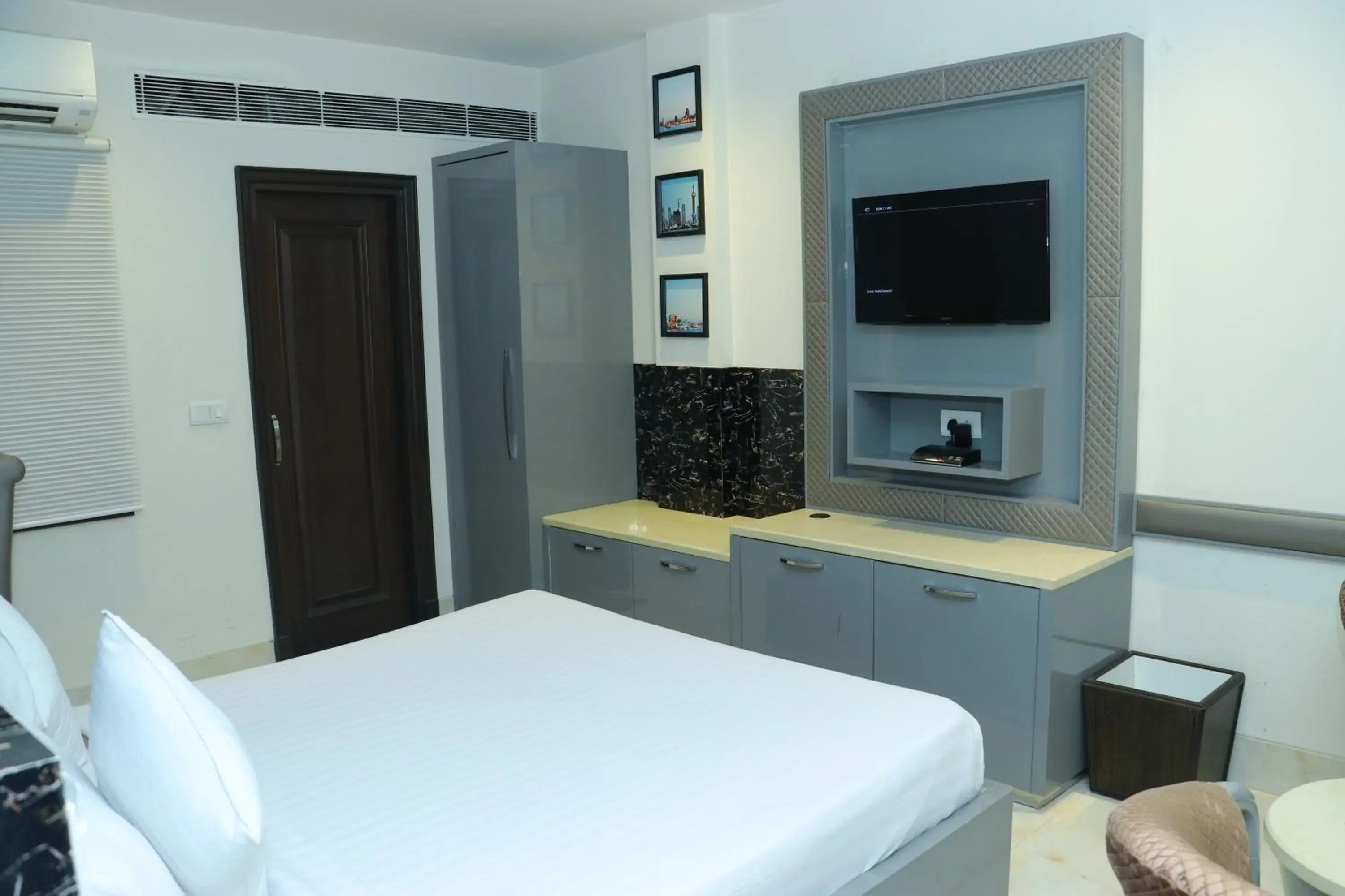 Bed in Nagpal Regency Bed in Nagpal Regency