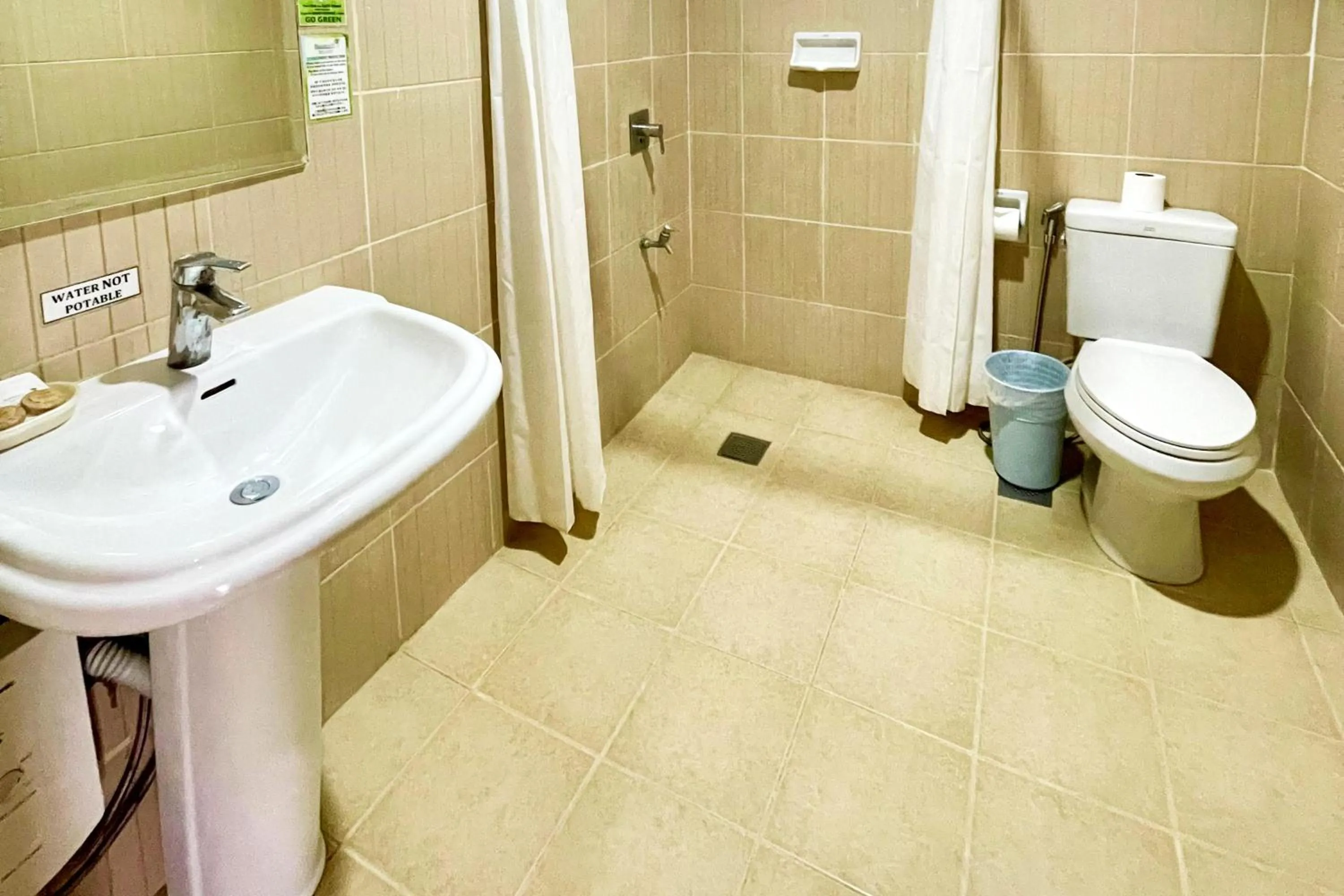 Palmbeach Resort & Spa Mactan, Cebu